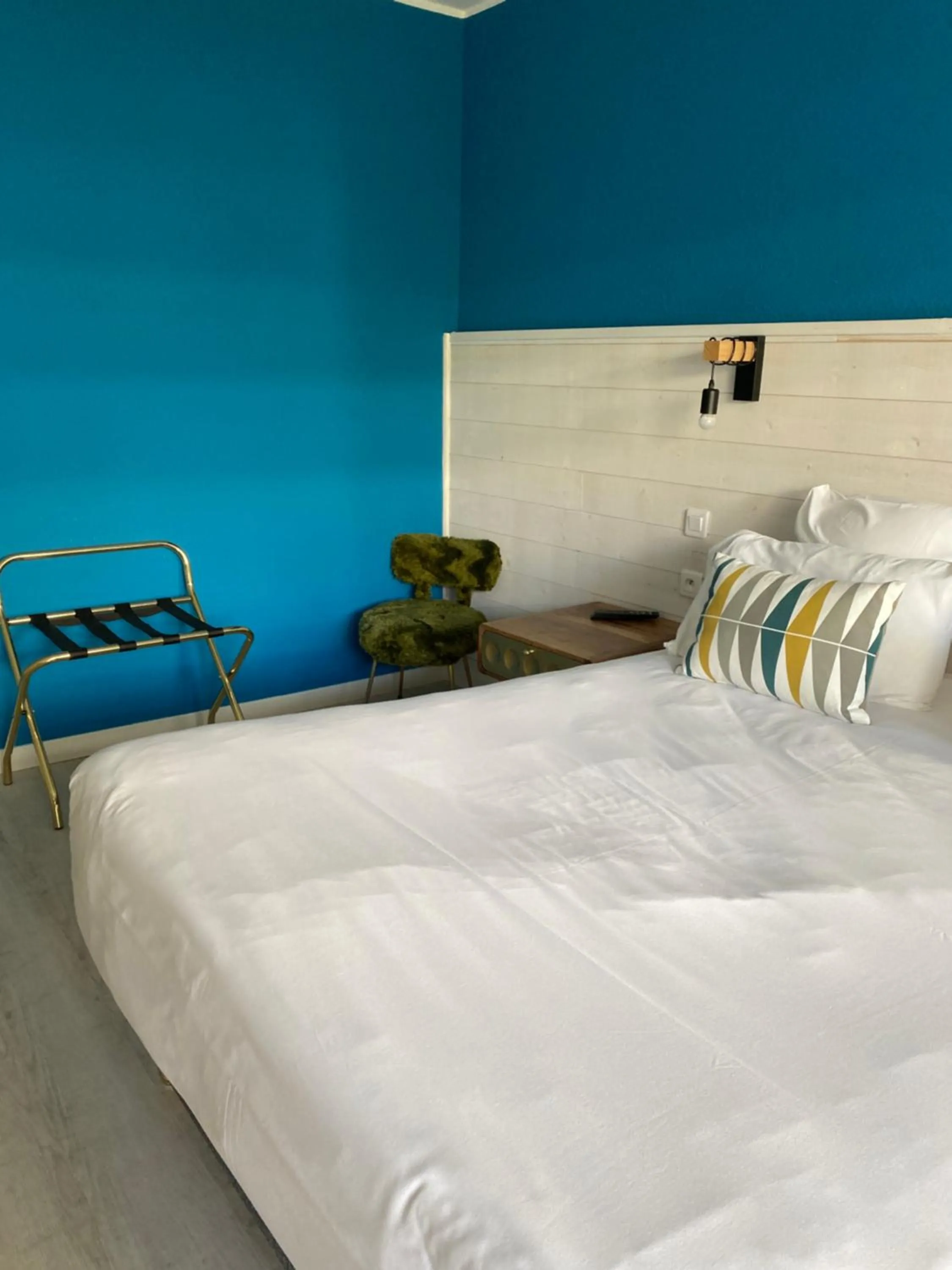 Bed in Hôtel Saint-Clair, côté Plage