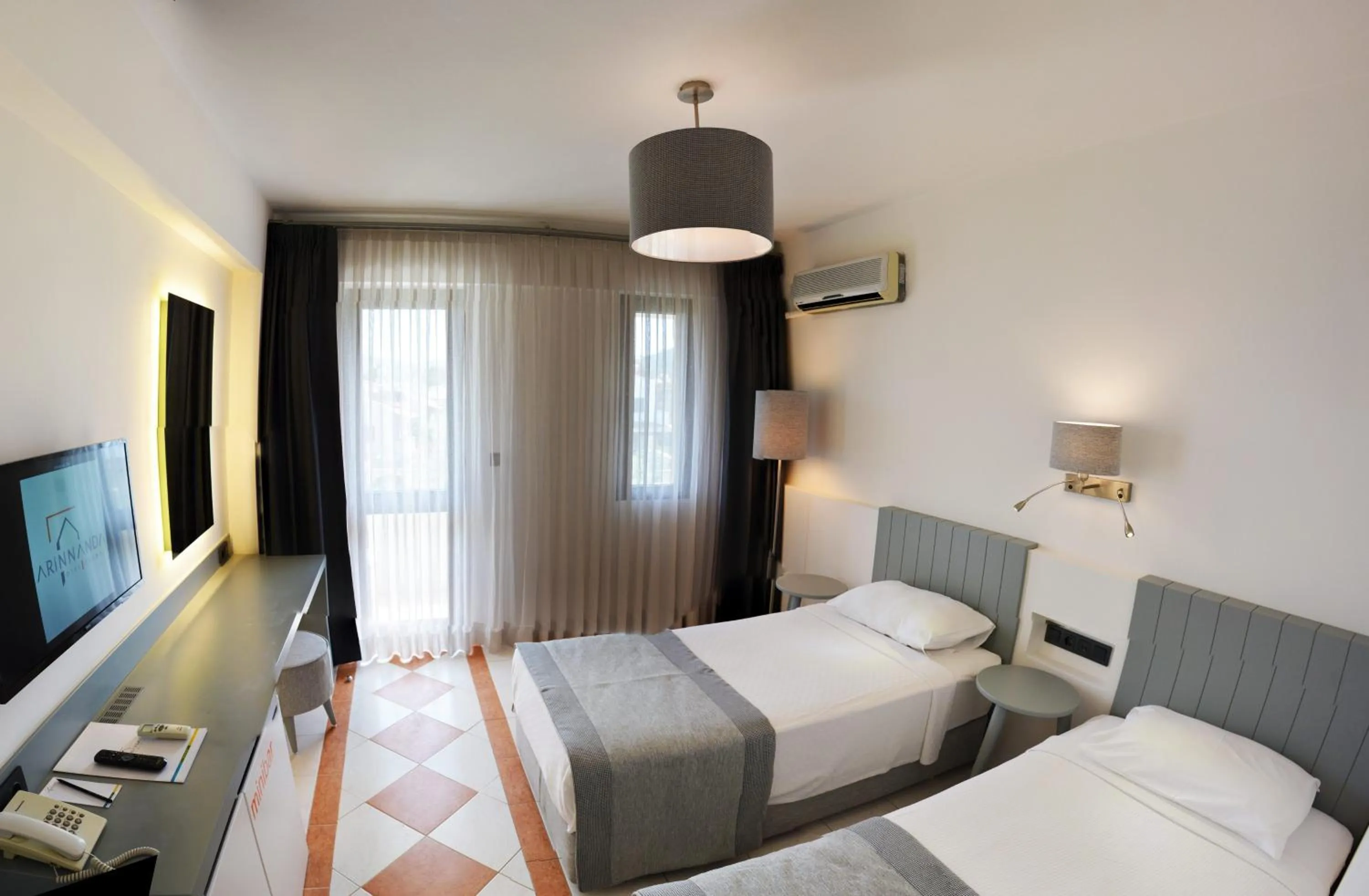 Photo of the whole room, Bed in Arinnanda Hotel Cesme