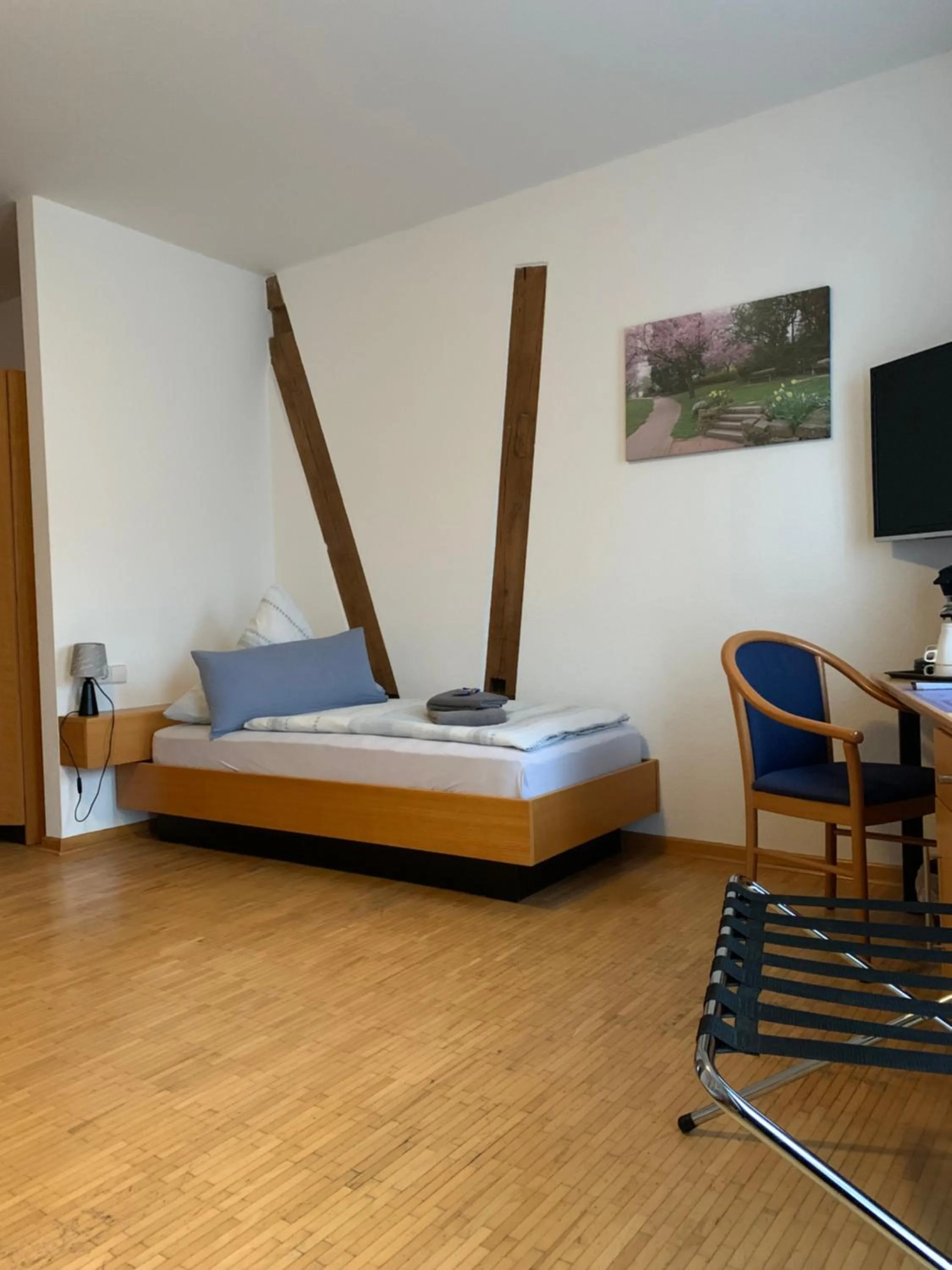 Photo of the whole room, Bed in Landgasthaus-Hotel Wenninghoff