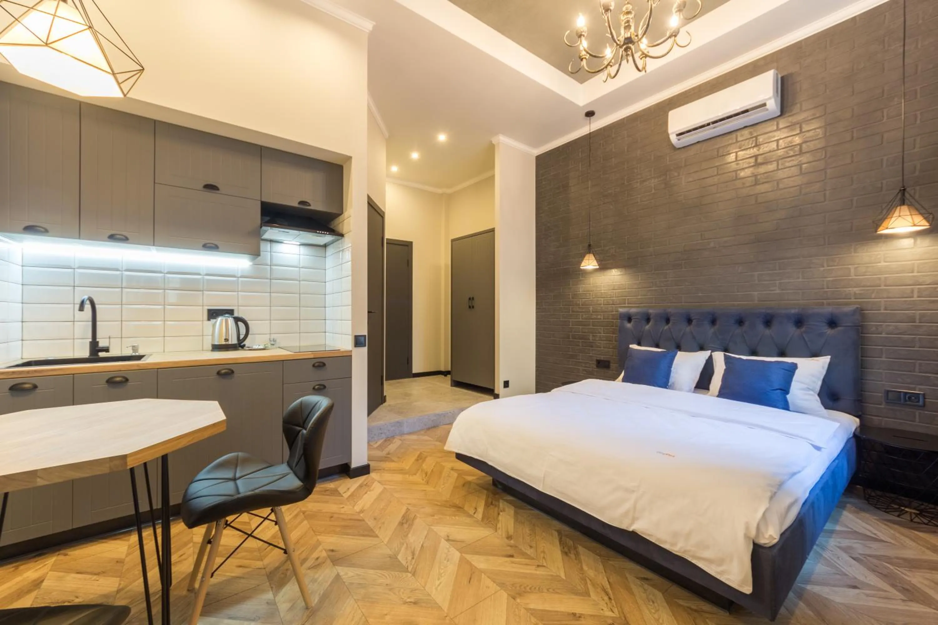 Photo of the whole room, Bed in Secret Apartments