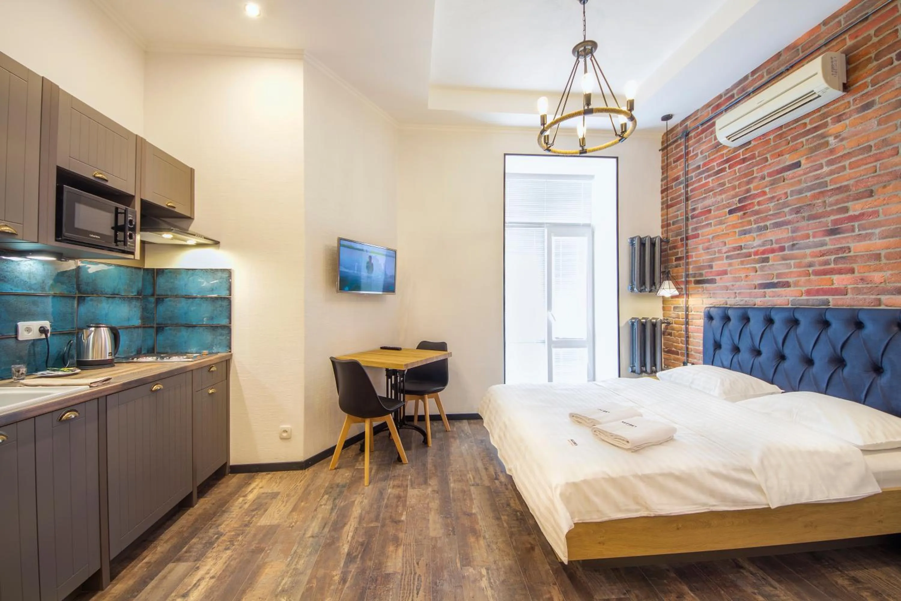 TV and multimedia, Bed in Secret Apartments