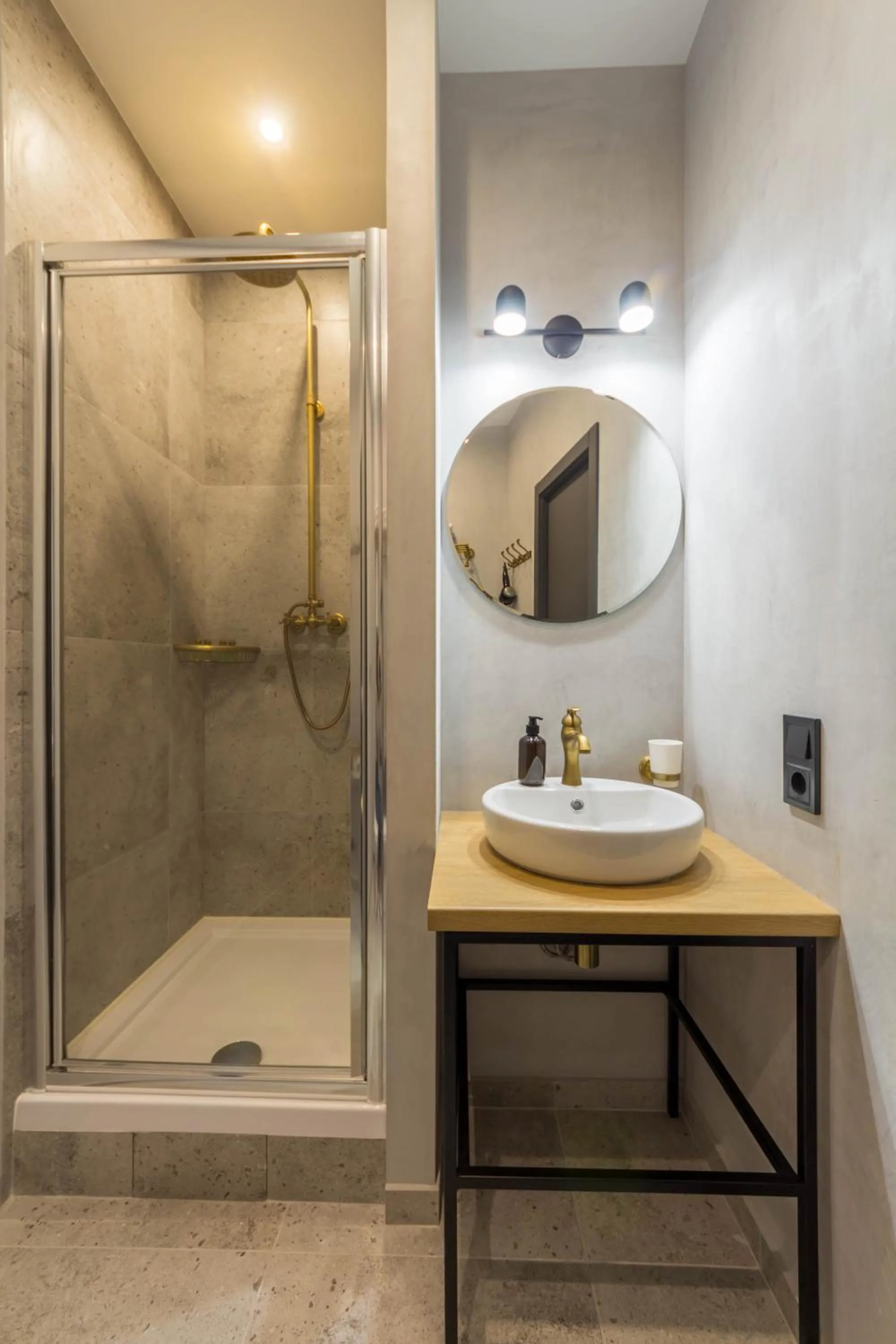 Shower in Secret Apartments