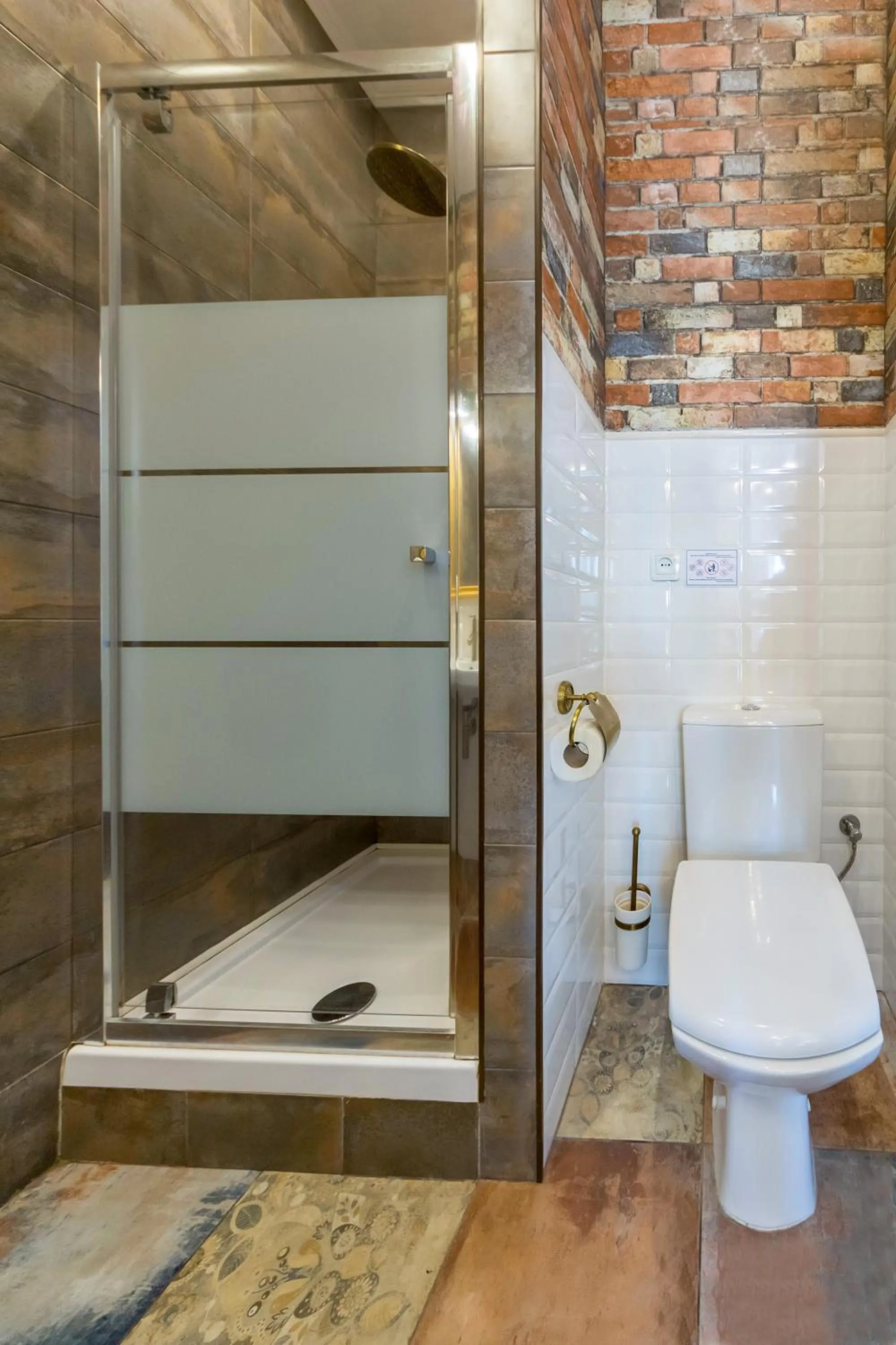 Shower in Secret Apartments