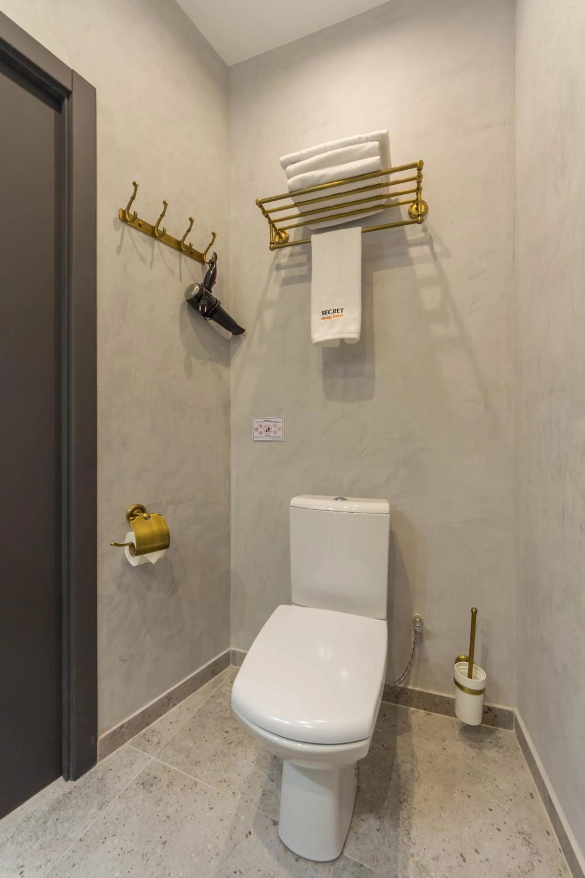 Toilet in Secret Apartments