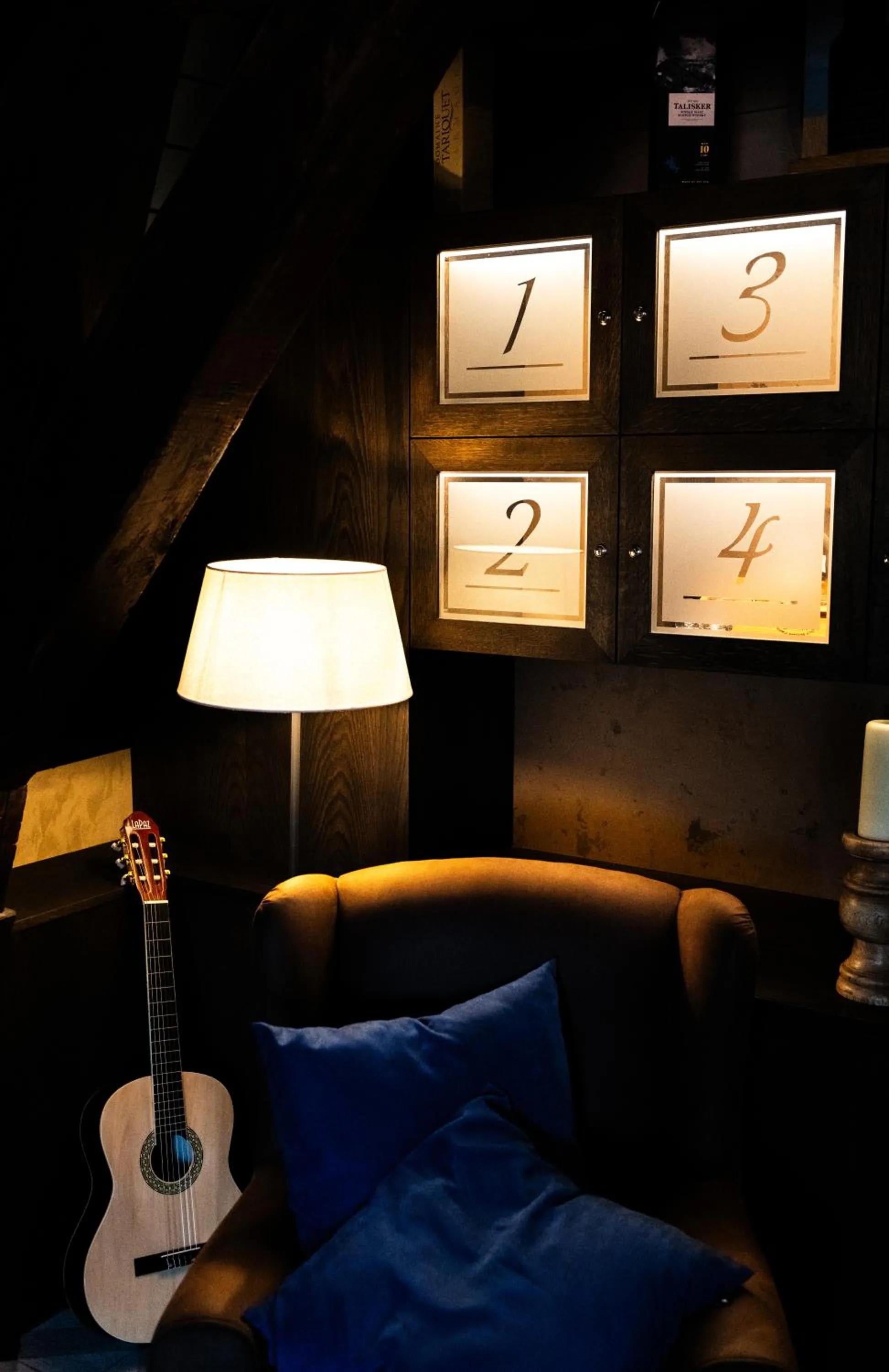 Communal lounge/ TV room in Mondragon