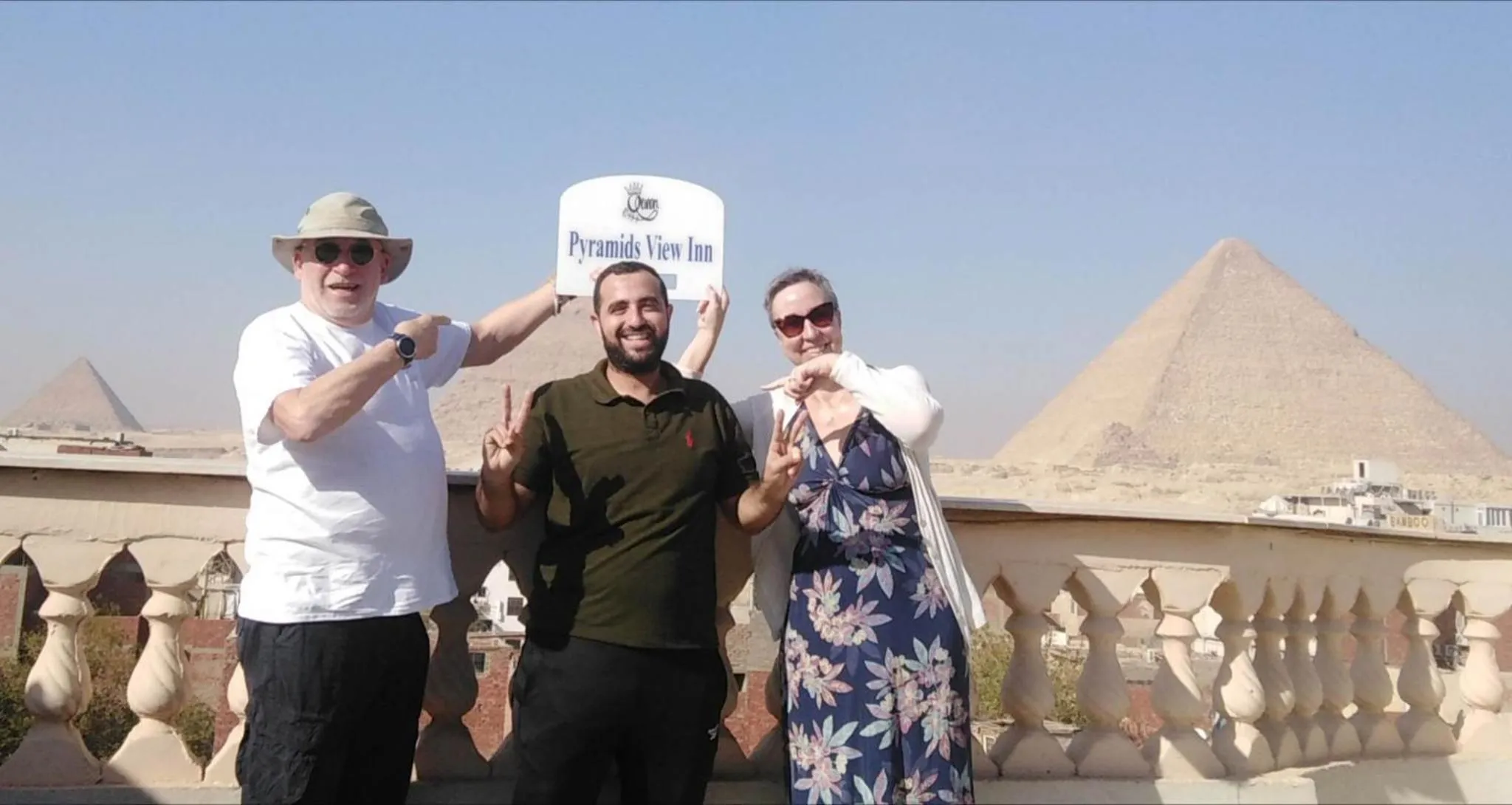 Queen Pyramids View Inn