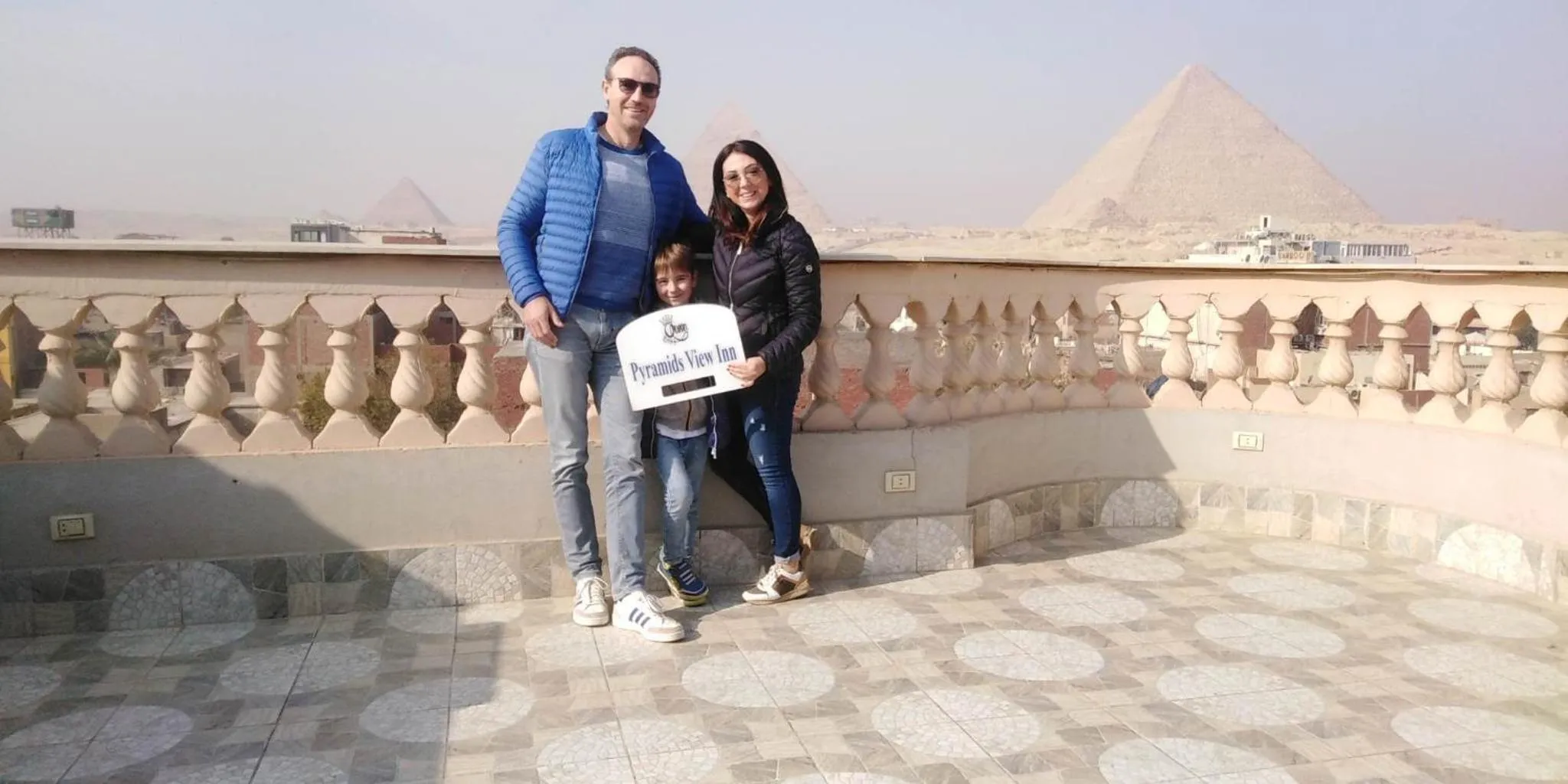 Queen Pyramids View Inn