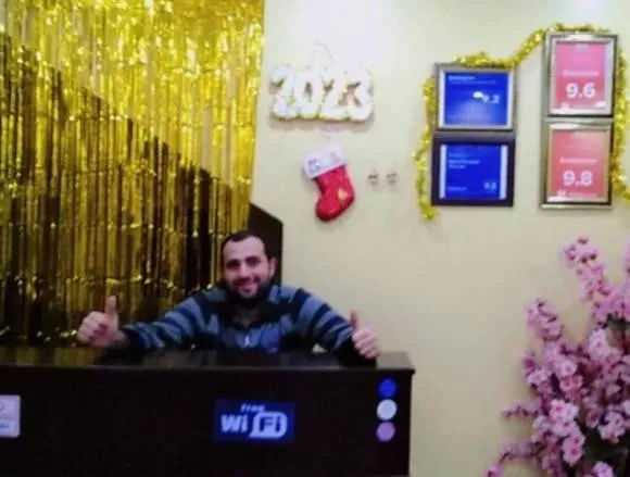 Queen Pyramids View Inn