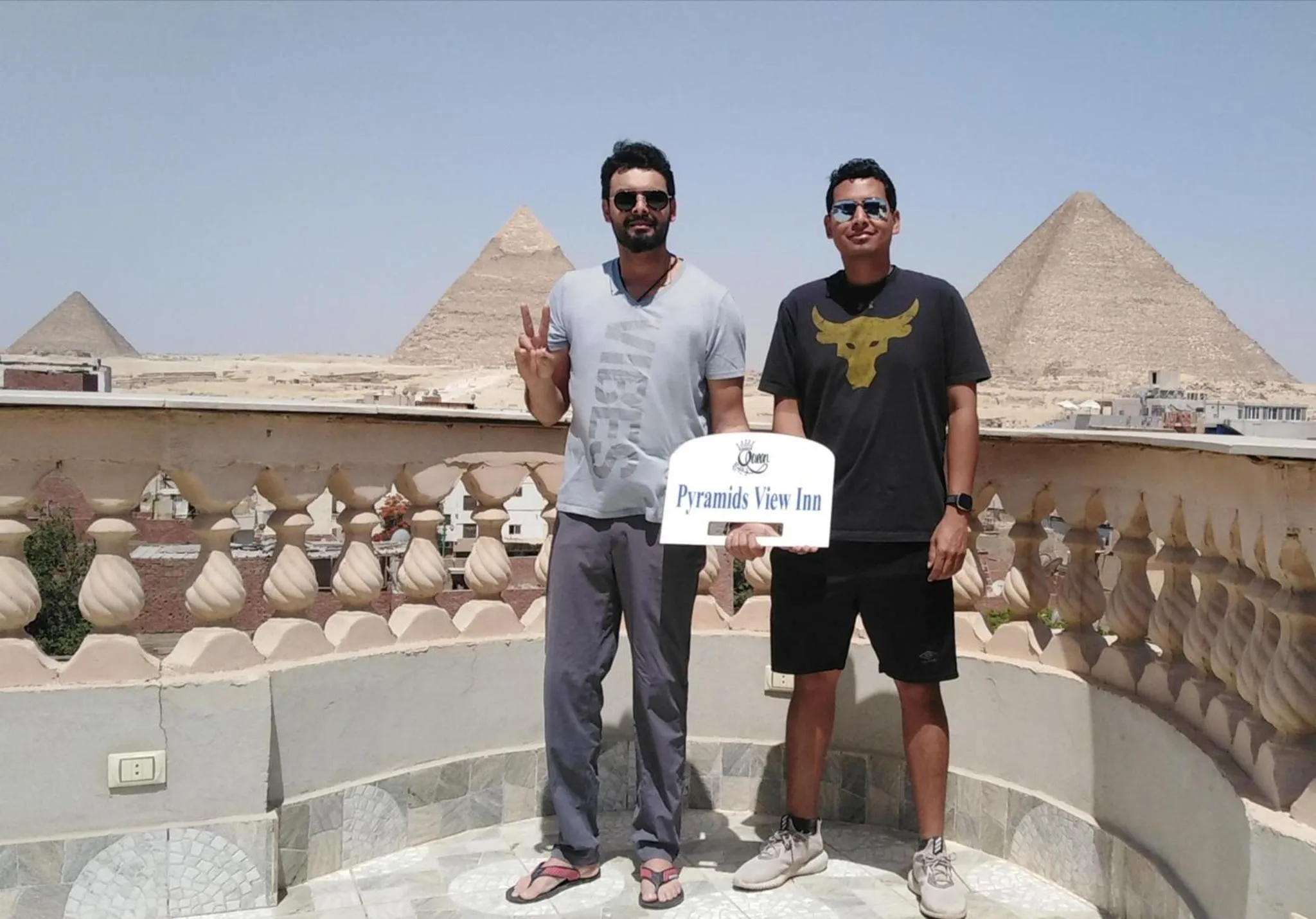 Queen Pyramids View Inn