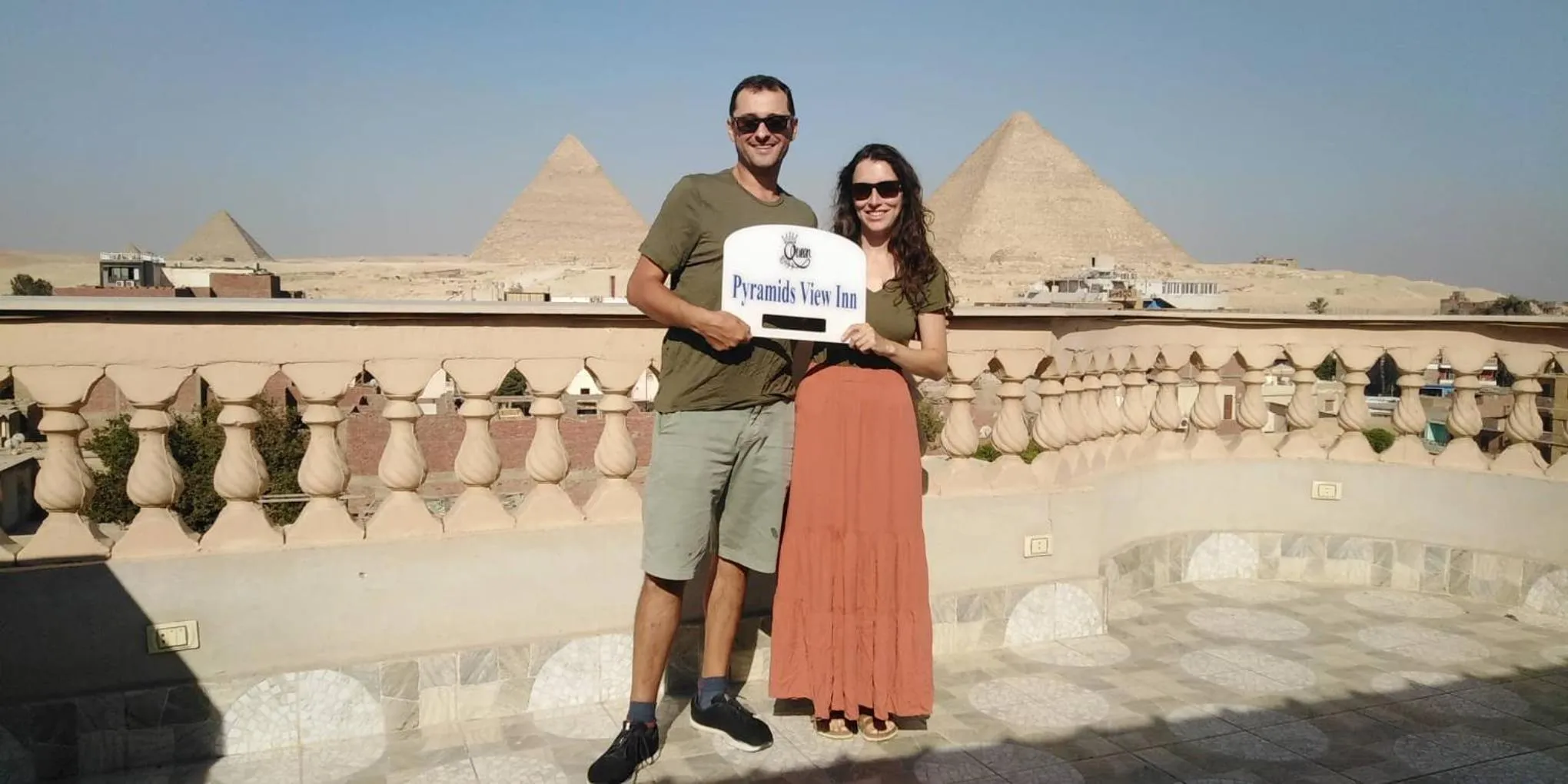 Queen Pyramids View Inn