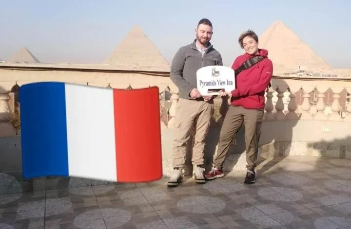 Queen Pyramids View Inn