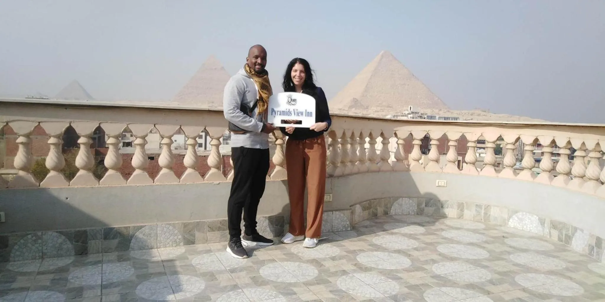 Queen Pyramids View Inn