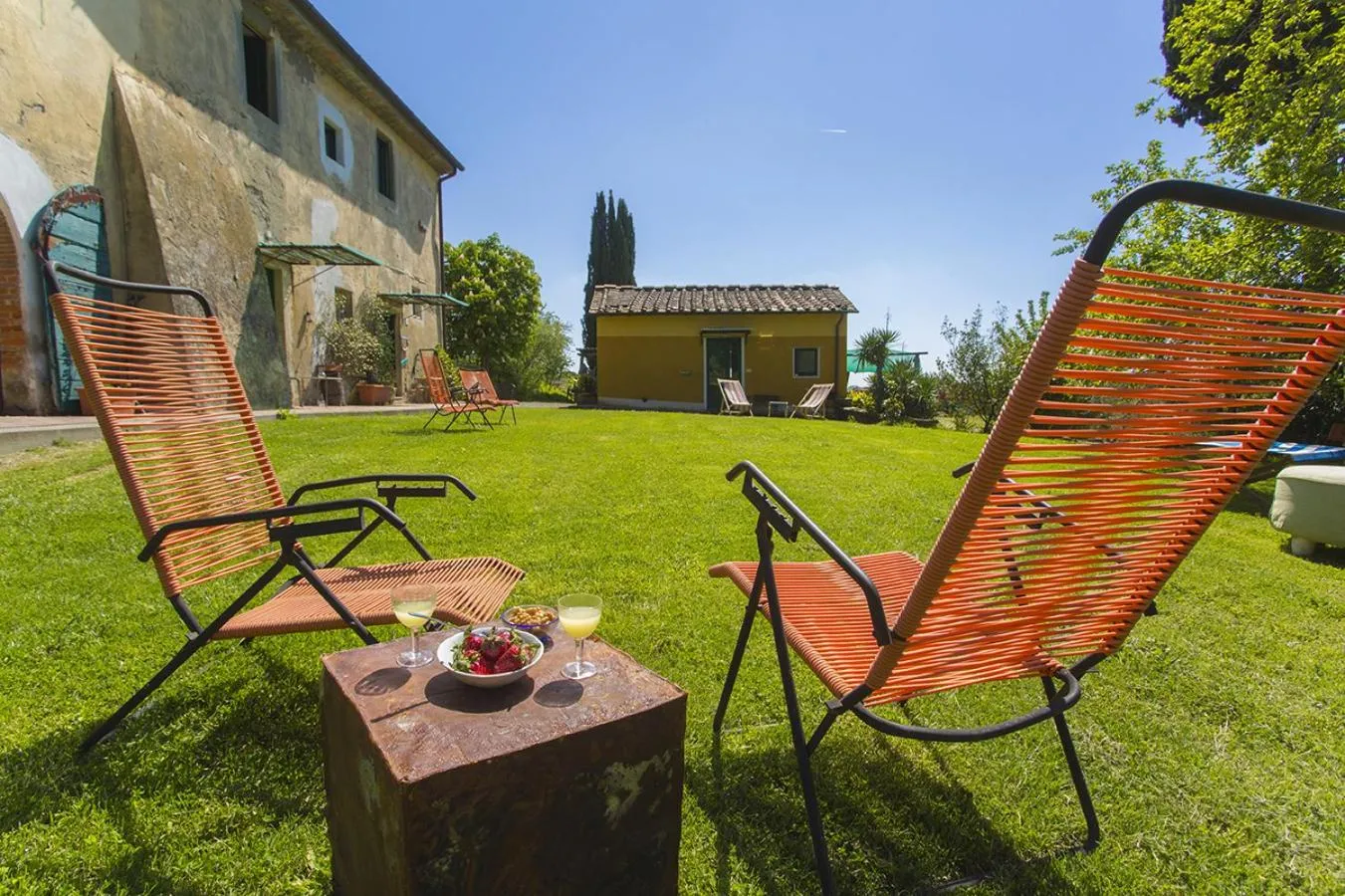 Property building in casina MeMe