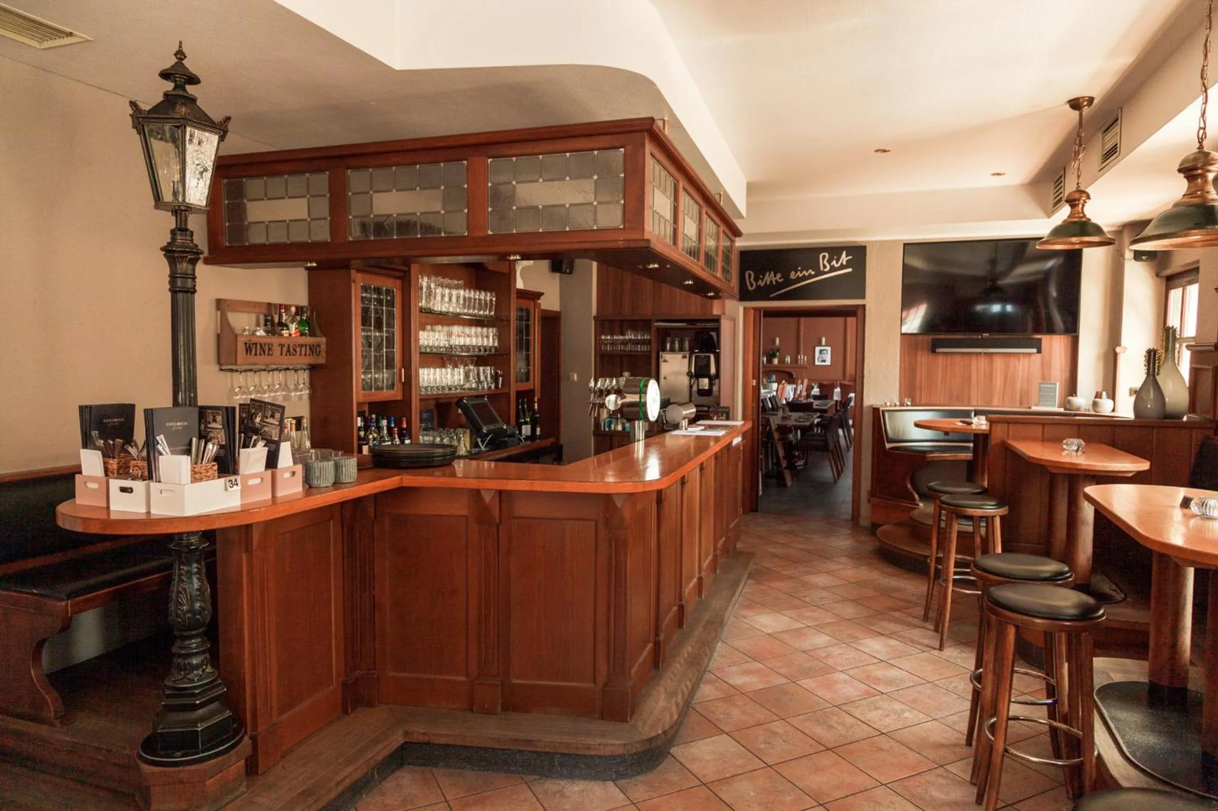 Restaurant/places to eat in Hotel Fronhof Mettendorf