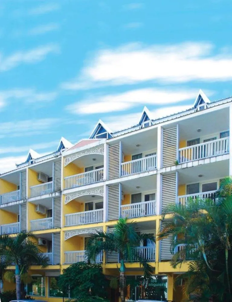 Facade/entrance in Hotel-appart Les Manguiers