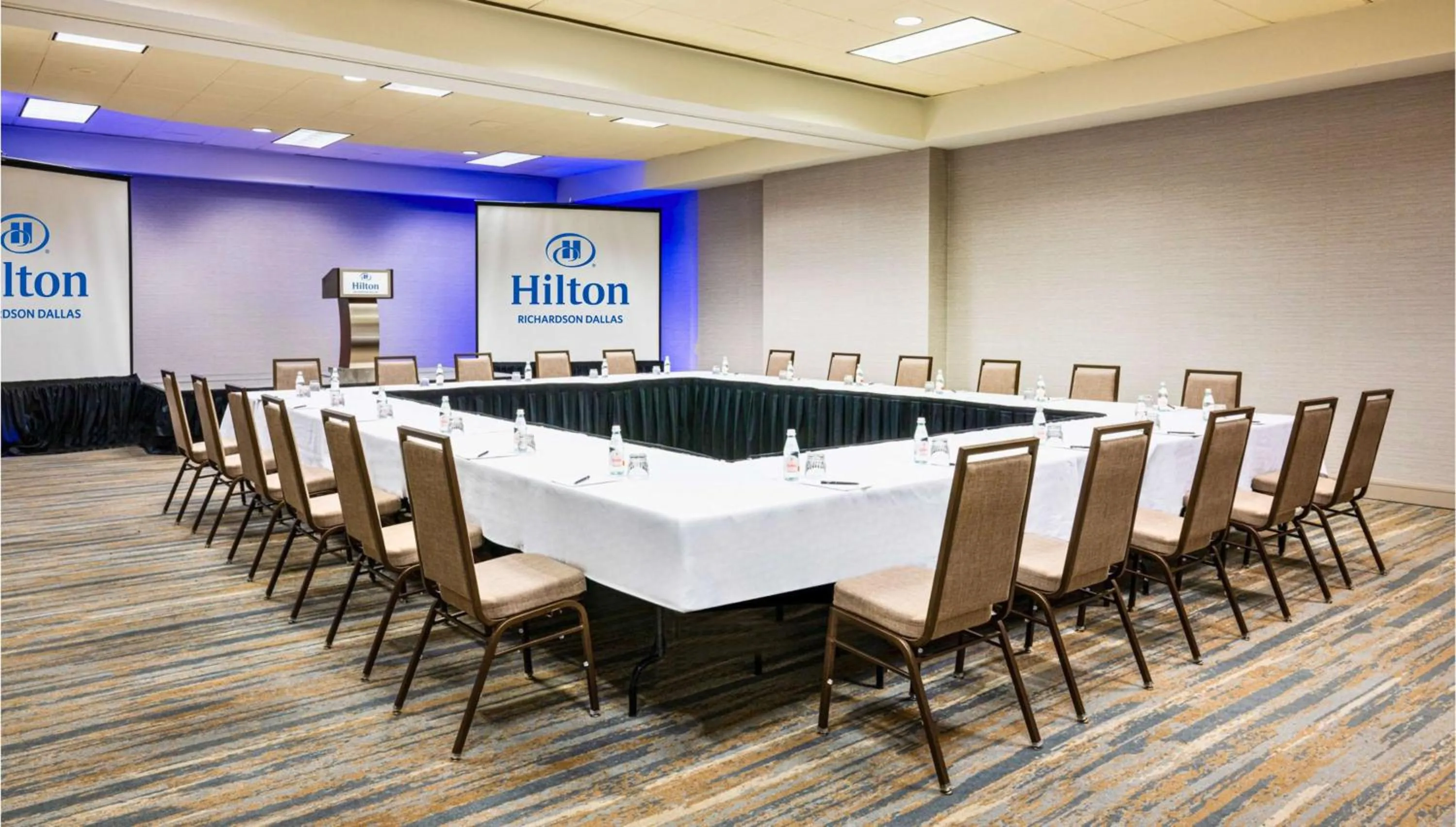 Meeting/conference room in Hilton Richardson Dallas, TX