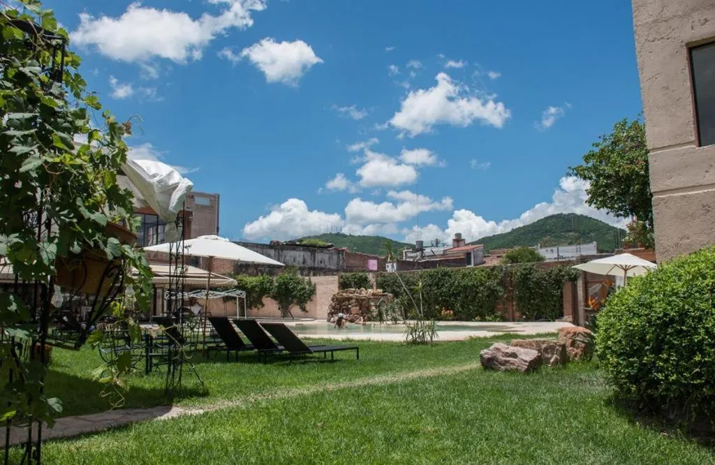 Patio in Hotel Samka