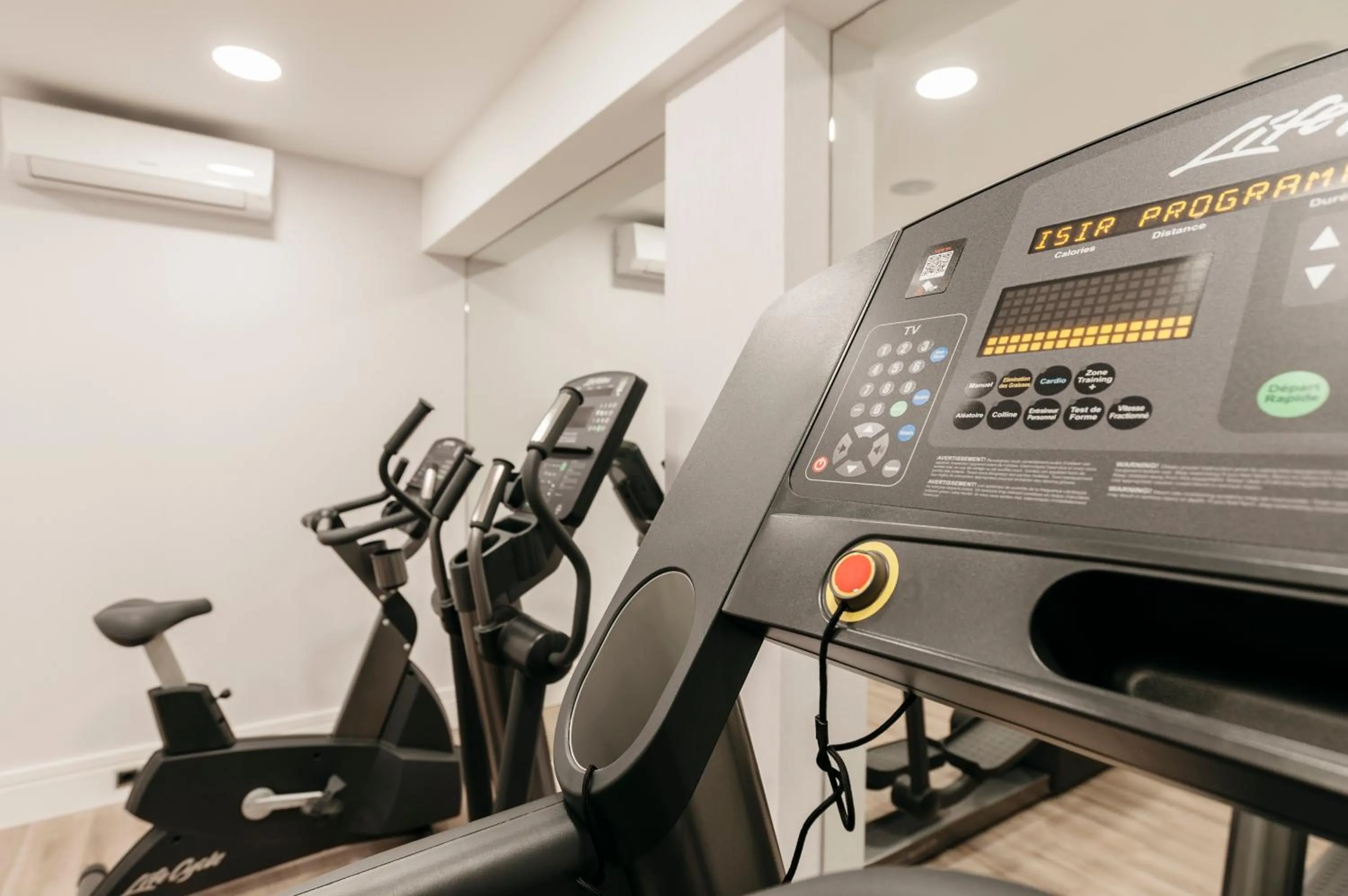 Fitness centre/facilities in RAMBLAS HOTEL powered by Vincci Hoteles