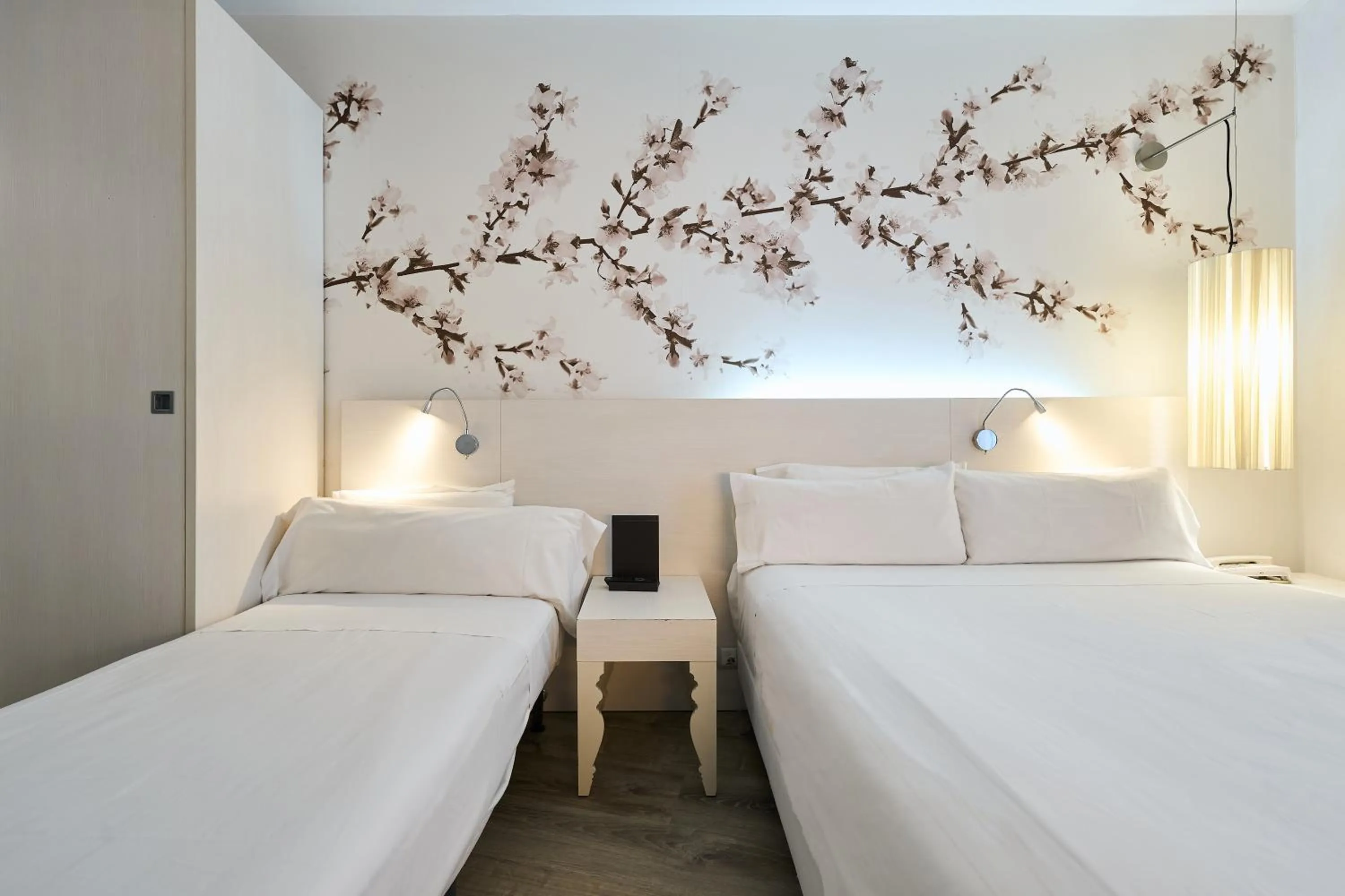 Bed in RAMBLAS HOTEL powered by Vincci Hoteles