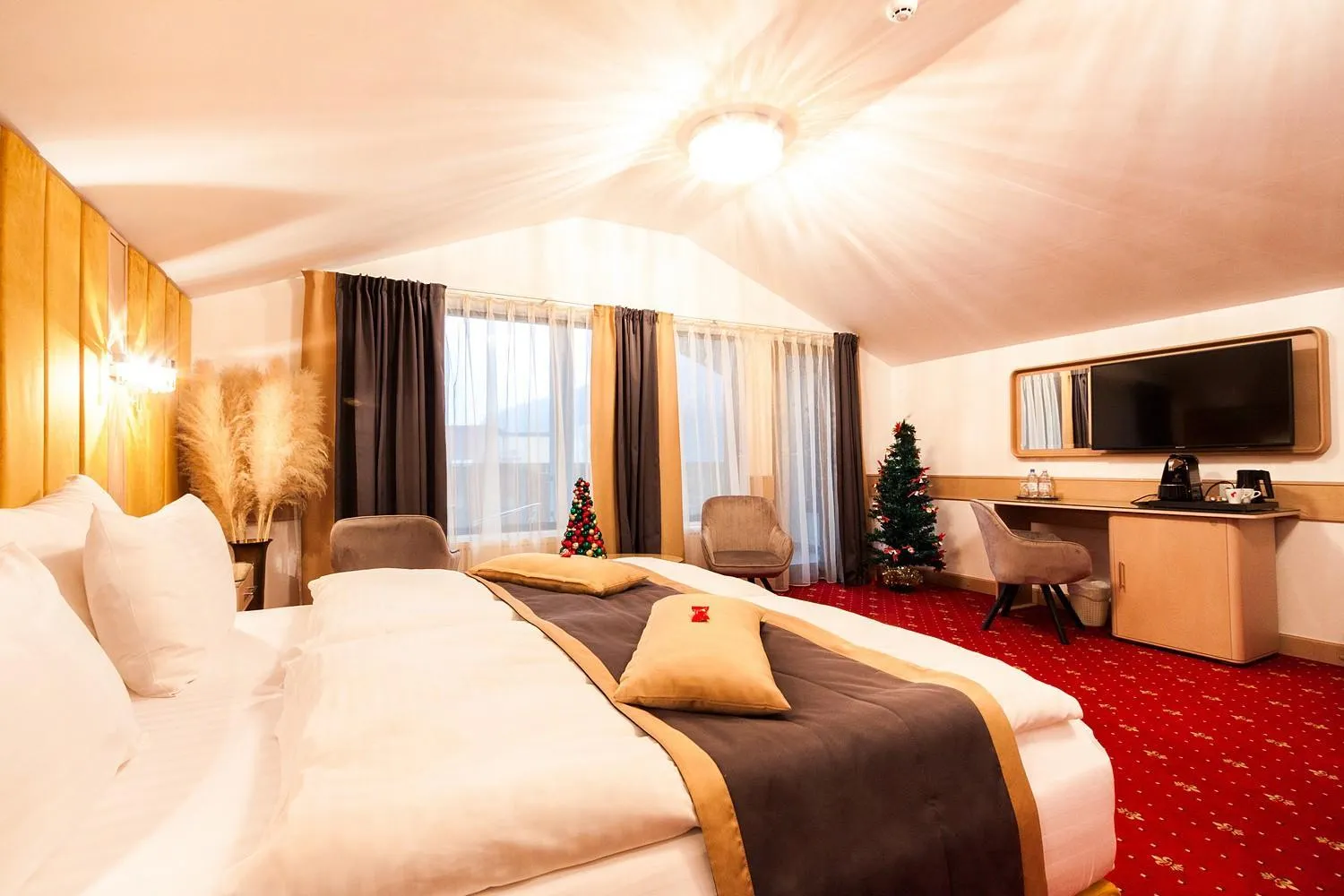 Bed in Hotel Lacu Rosu