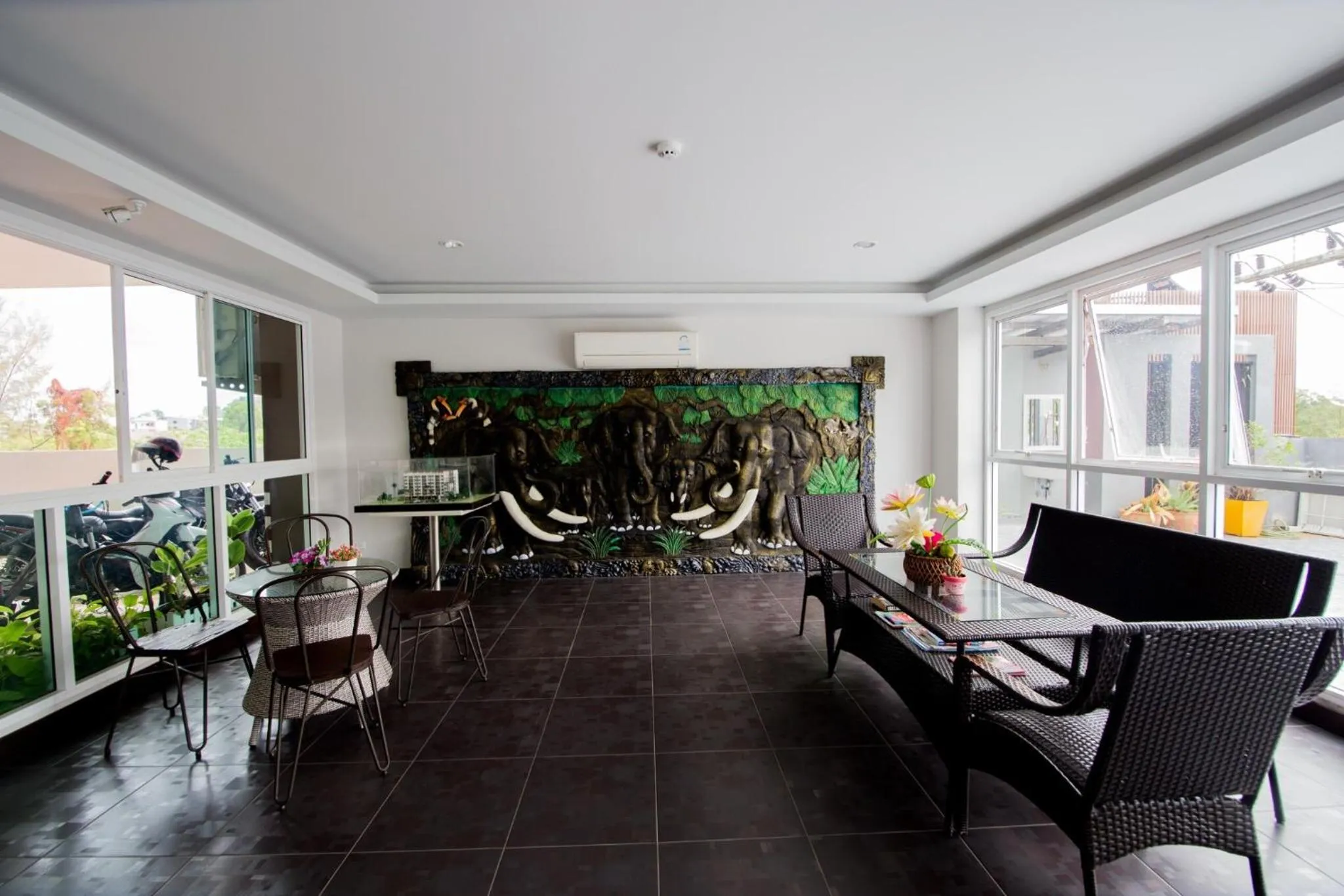 Lounge or bar in Aonang Ocean View Studio ( The Sea Condo )