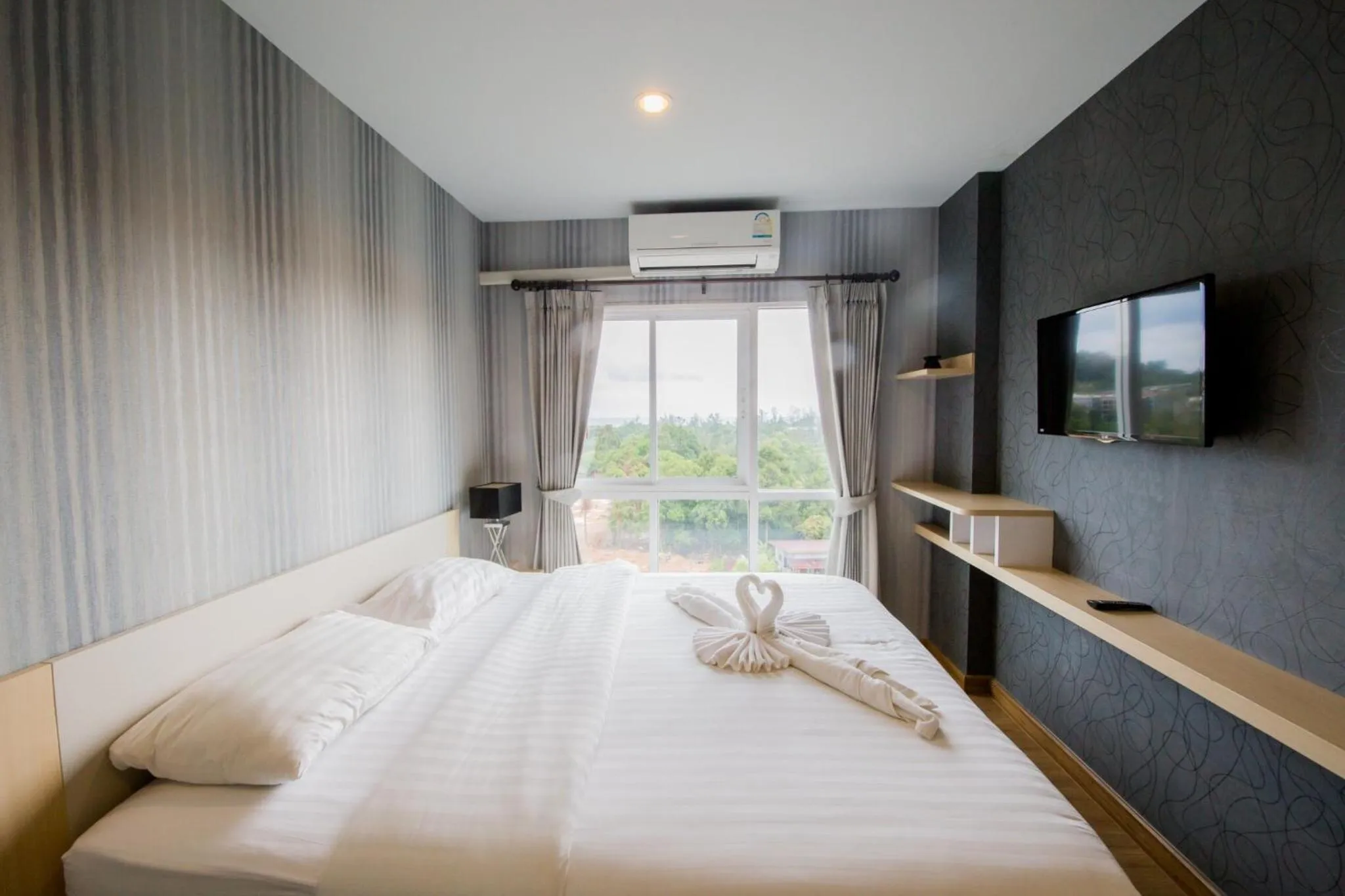 Bed in Aonang Ocean View Studio ( The Sea Condo )