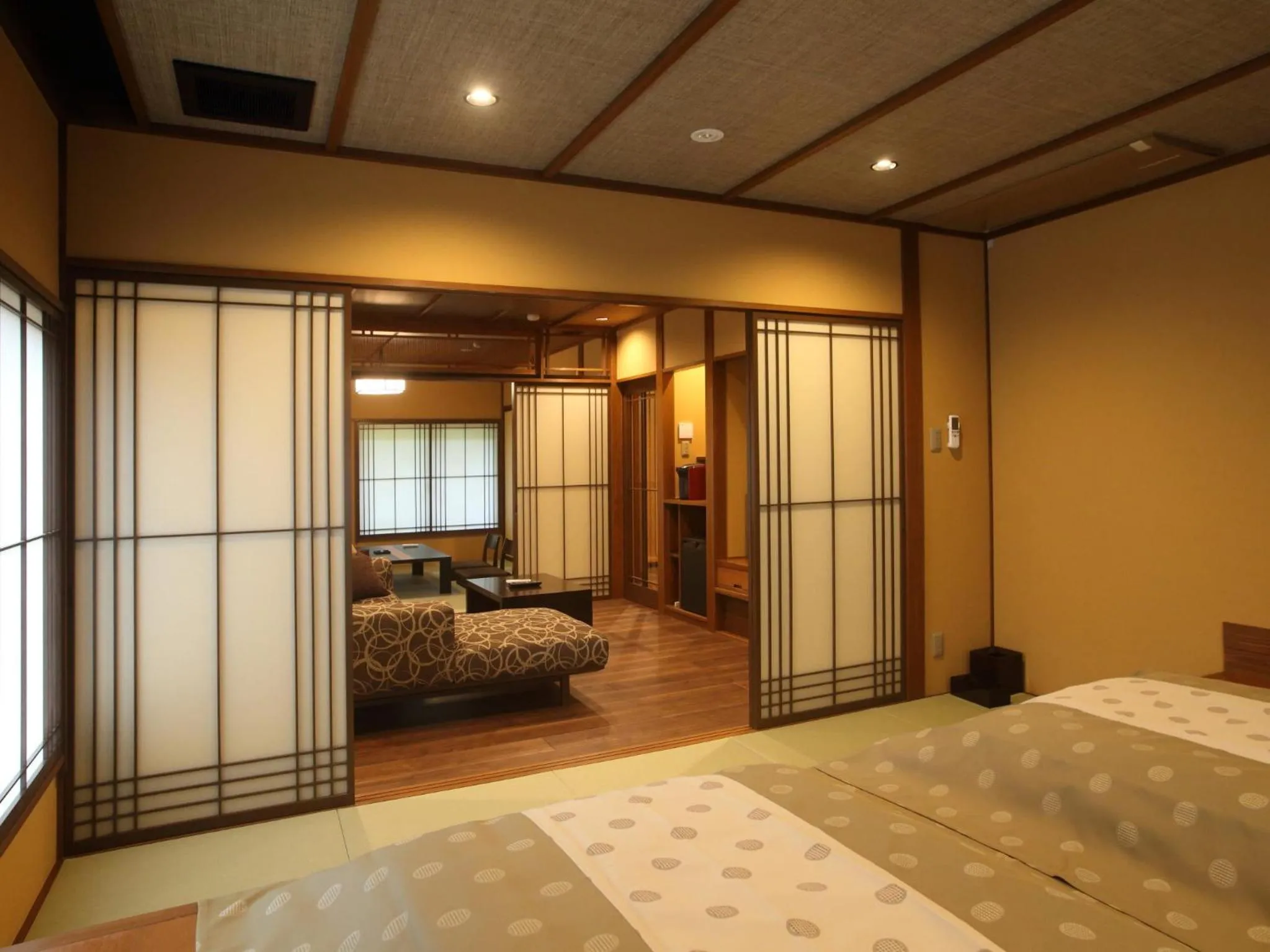 Bed in Kanazawa Yuwaku Onsen Kokarian