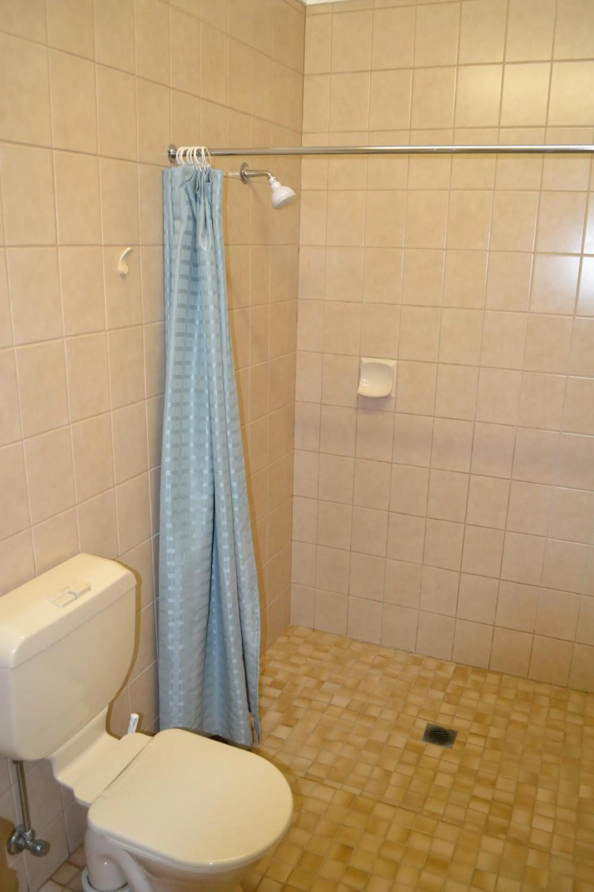 Bathroom in Sturt Motel