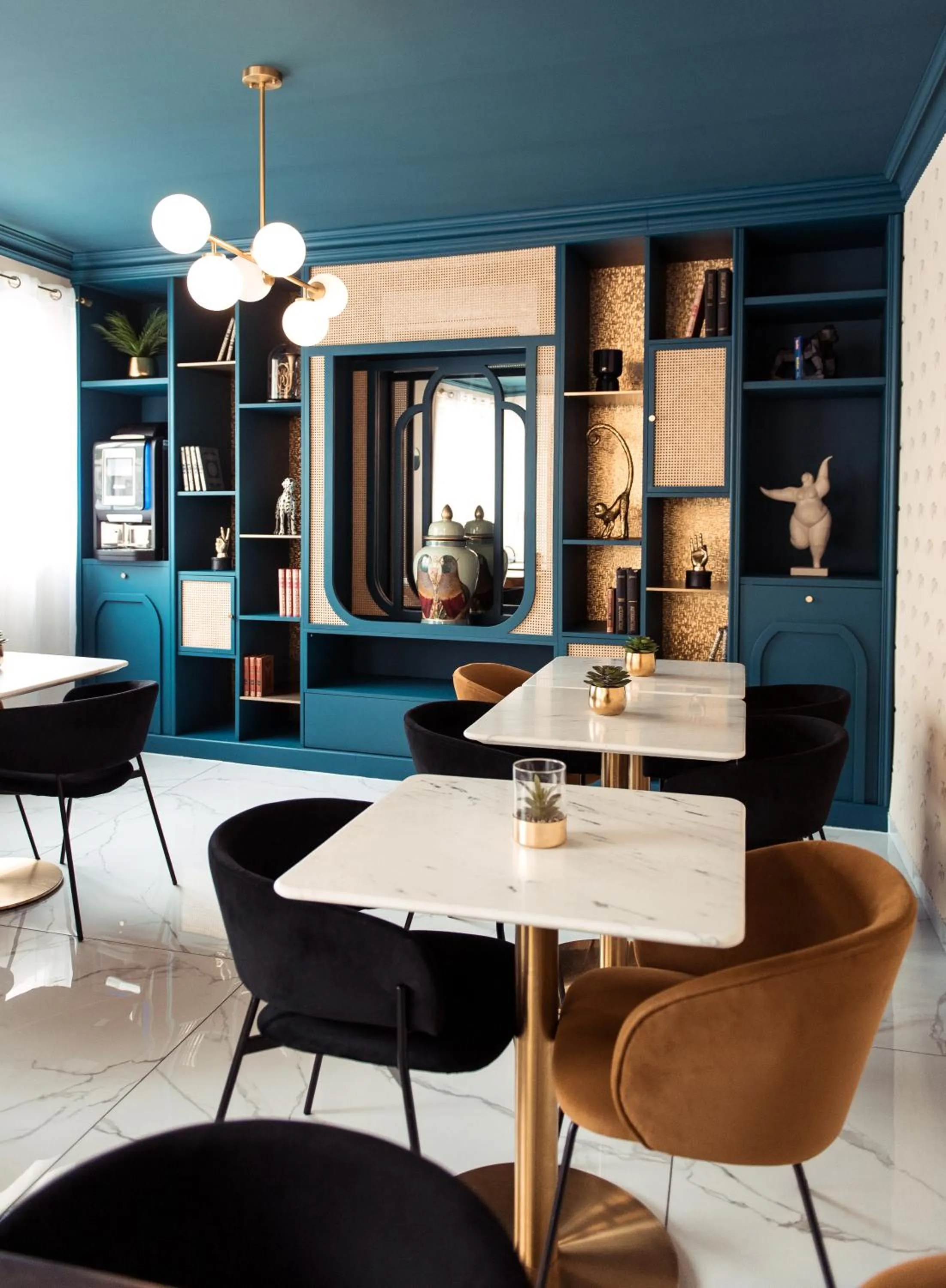 Dining area in Hôtel la Caravelle - Aix-en-Provence centre historique