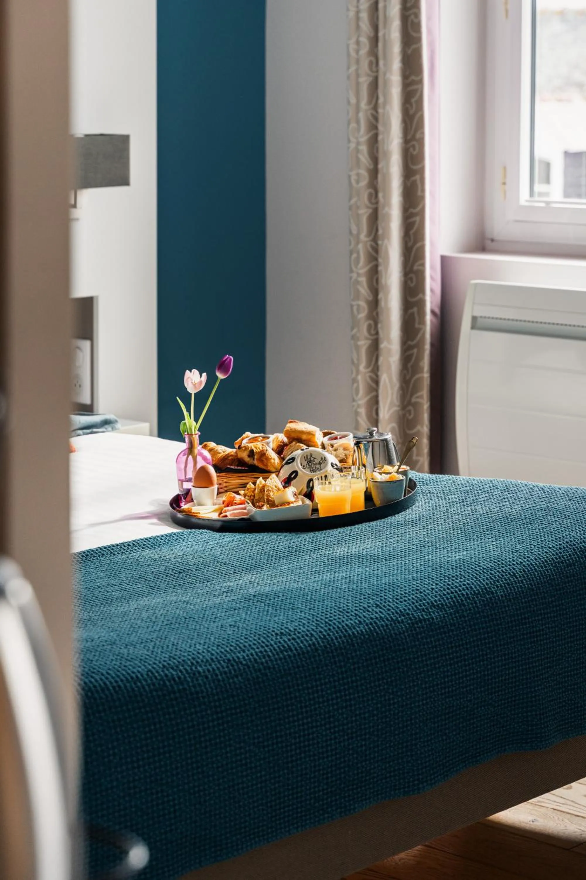 Breakfast, Bed in Le Cornouaille Hotel & Spa