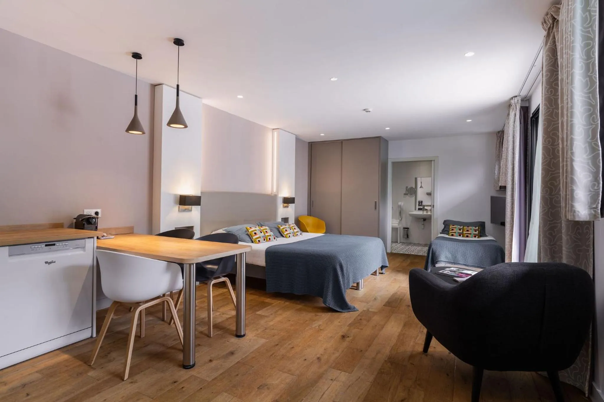 Bed in Le Cornouaille Hotel & Spa