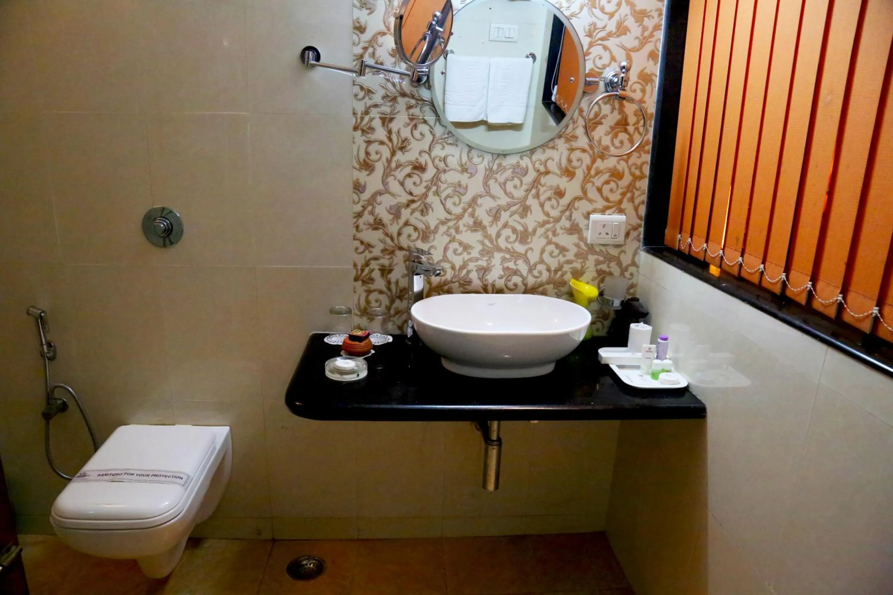 Toilet in Hotel Goan Heritage