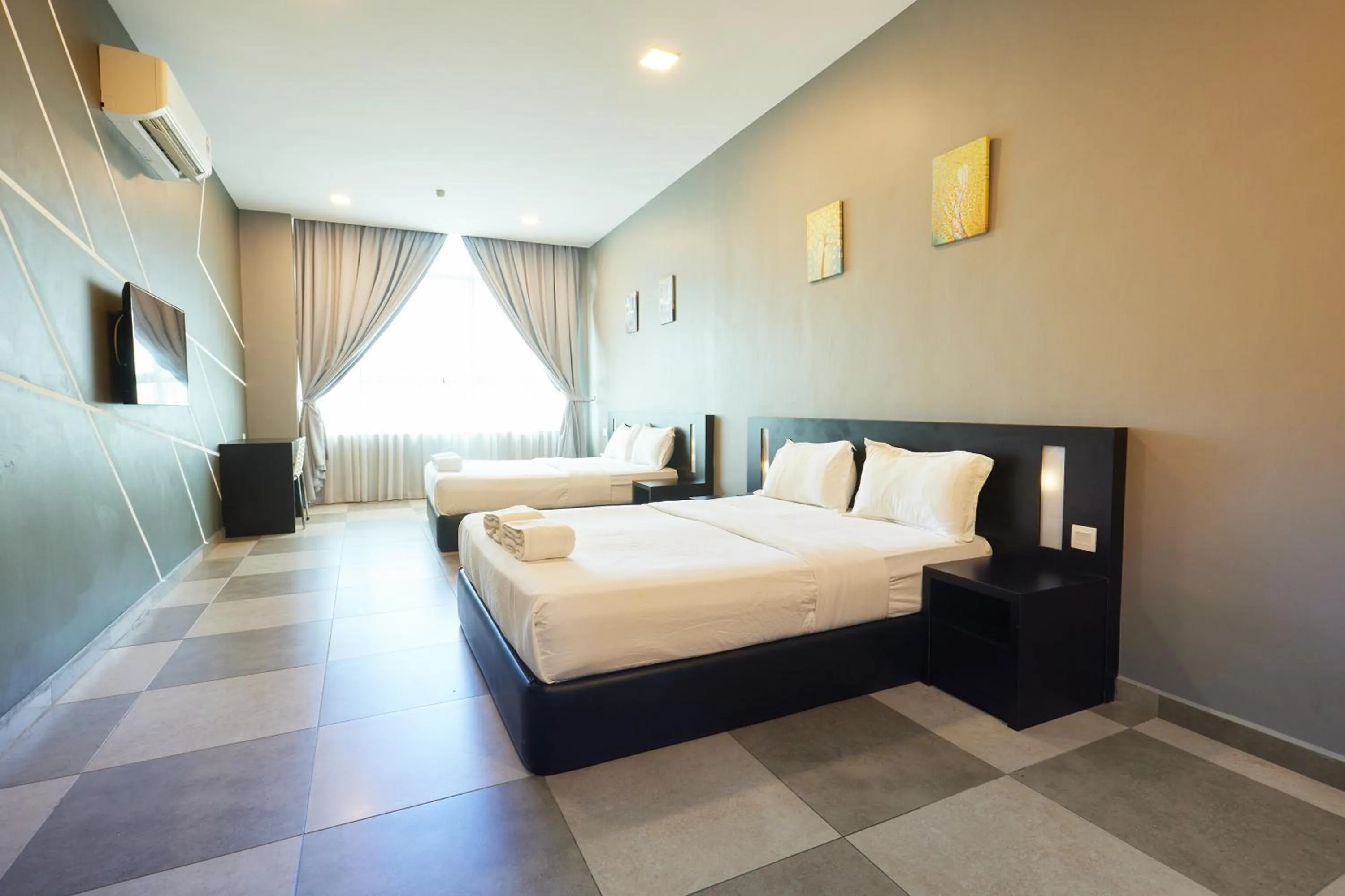 Bed in Elite Hotel Muar