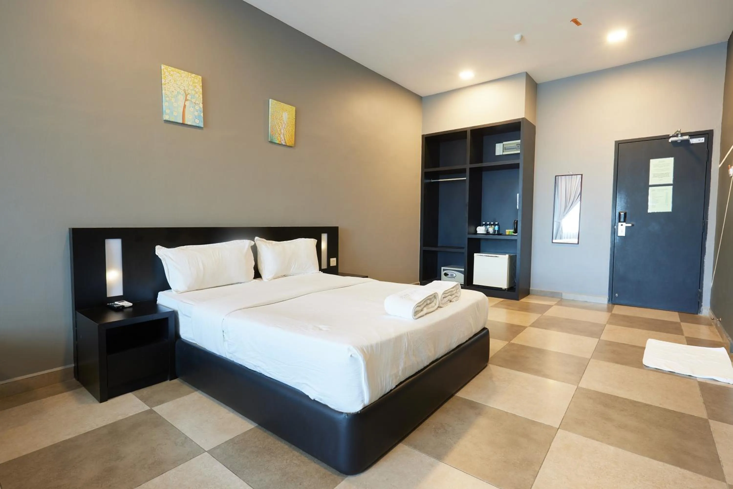 Bed in Elite Hotel Muar