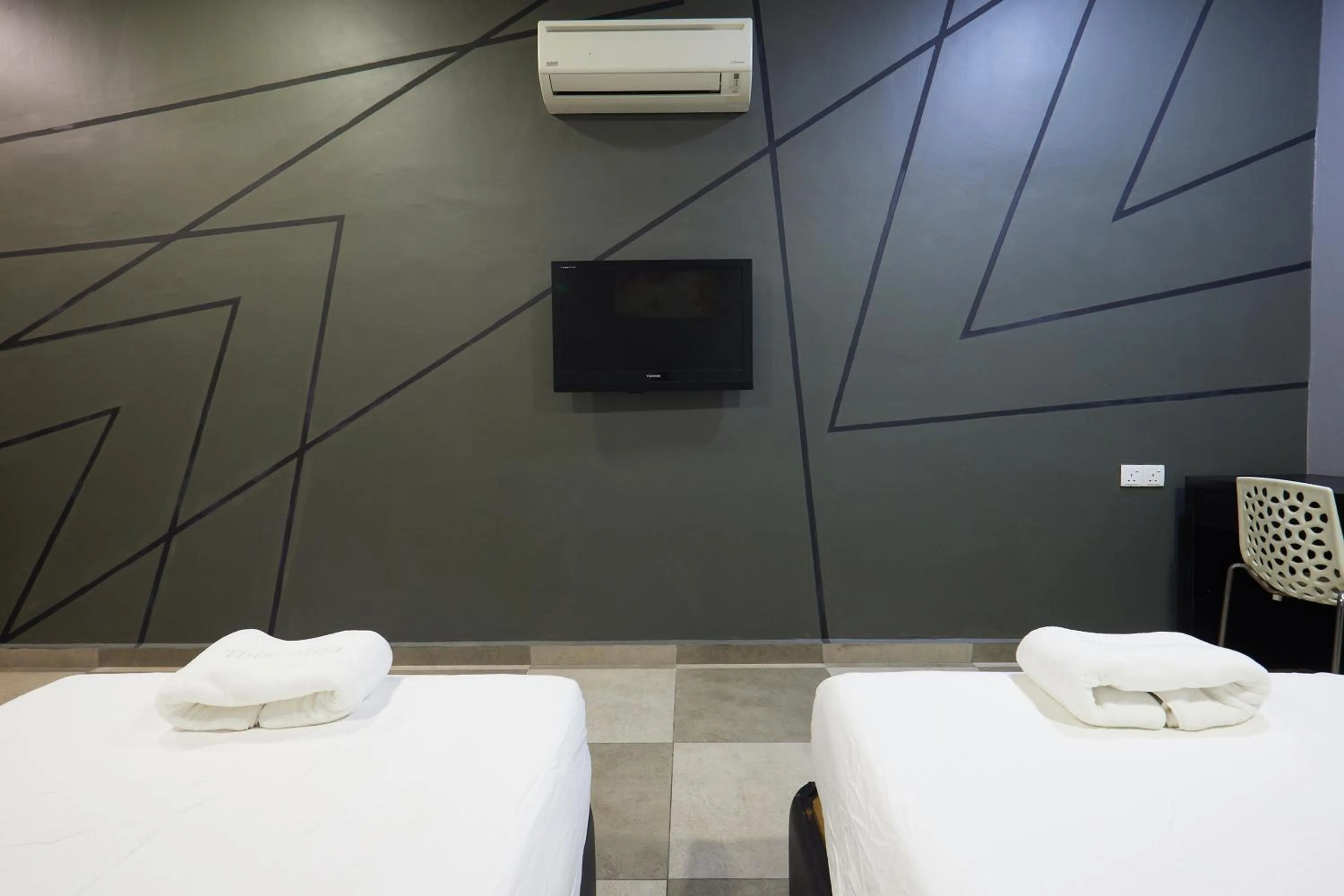 Bed in Elite Hotel Muar