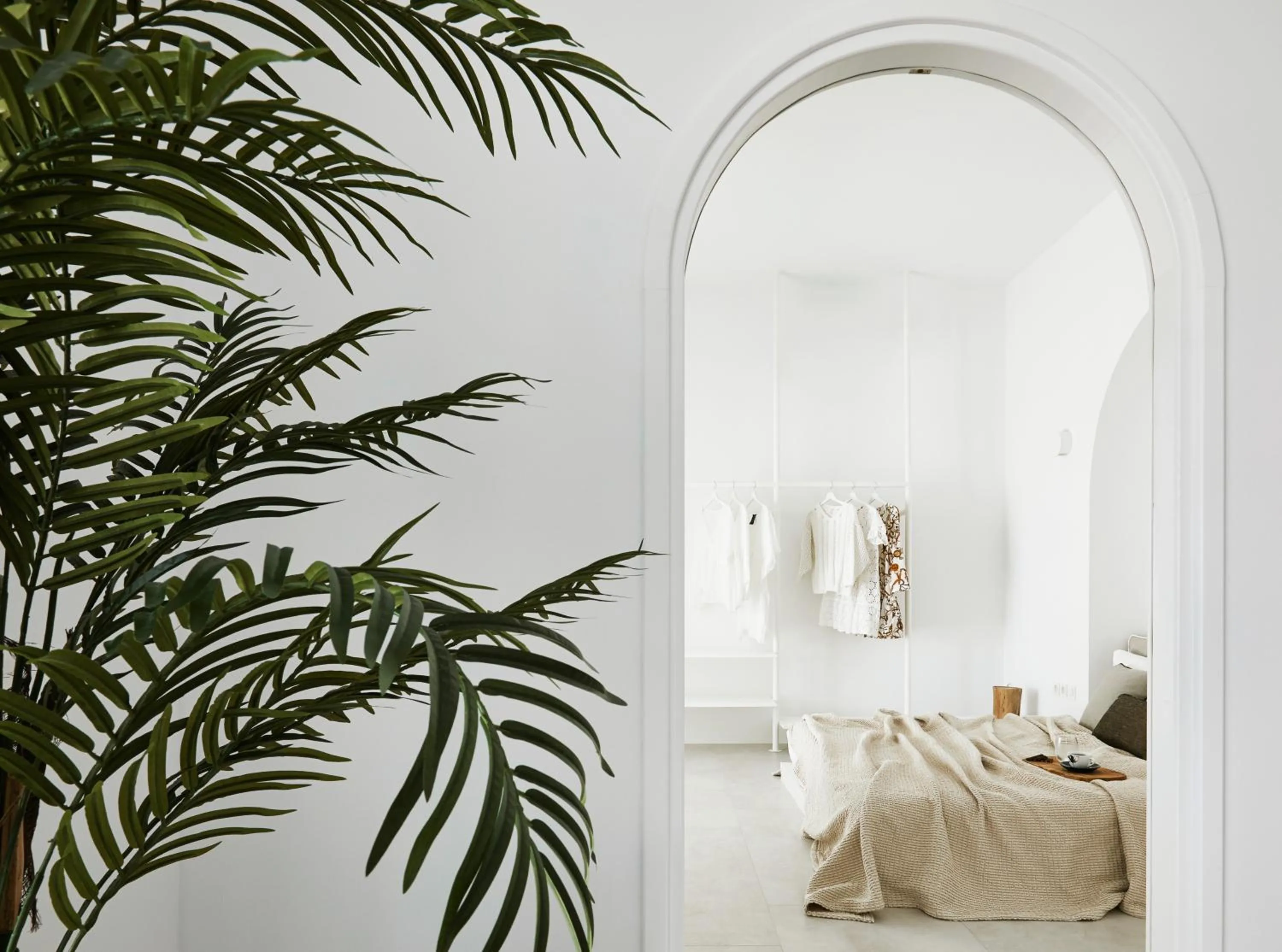 Bed in Le Blanc Nest Santorini - Family / Couples Luxury House