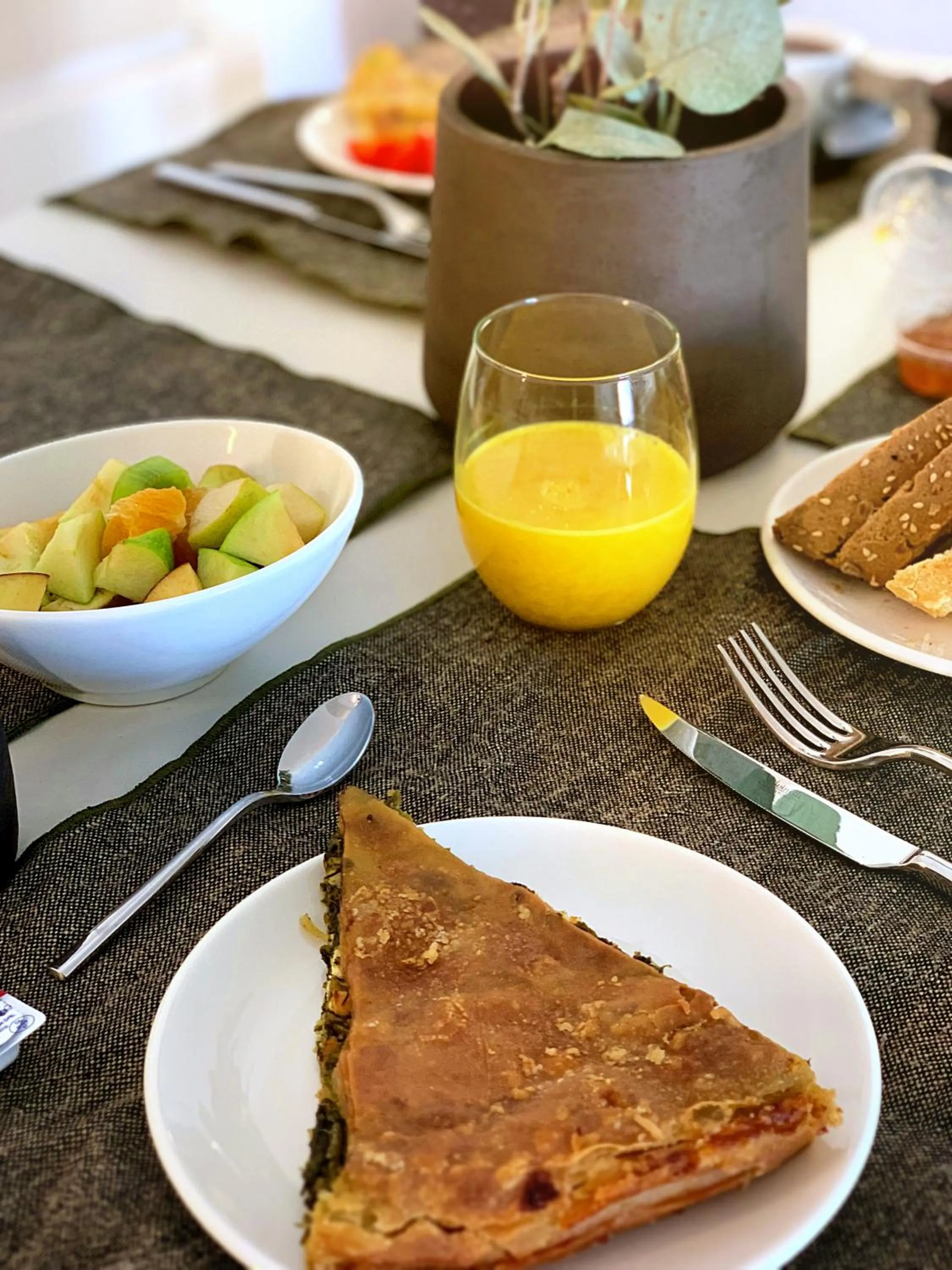 Breakfast in Le Blanc Nest Santorini - Family / Couples Luxury House