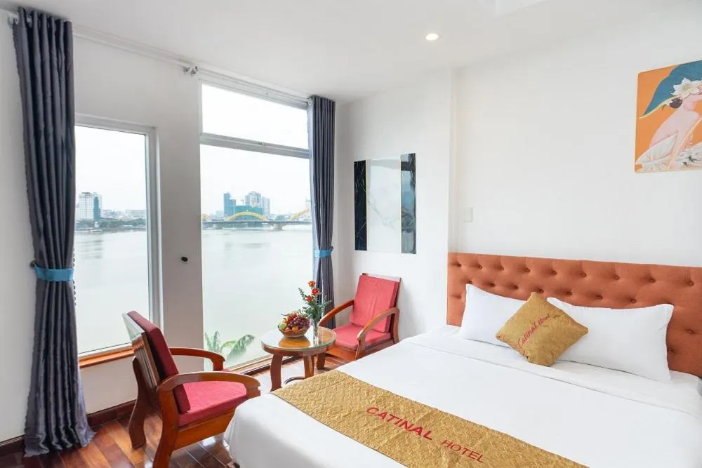 Photo of the whole room, Bed in Catinal Hotel