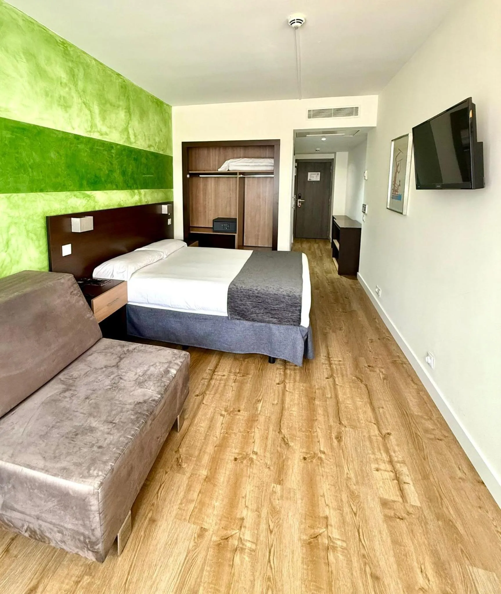 Bed in Apartamentos Recoletos