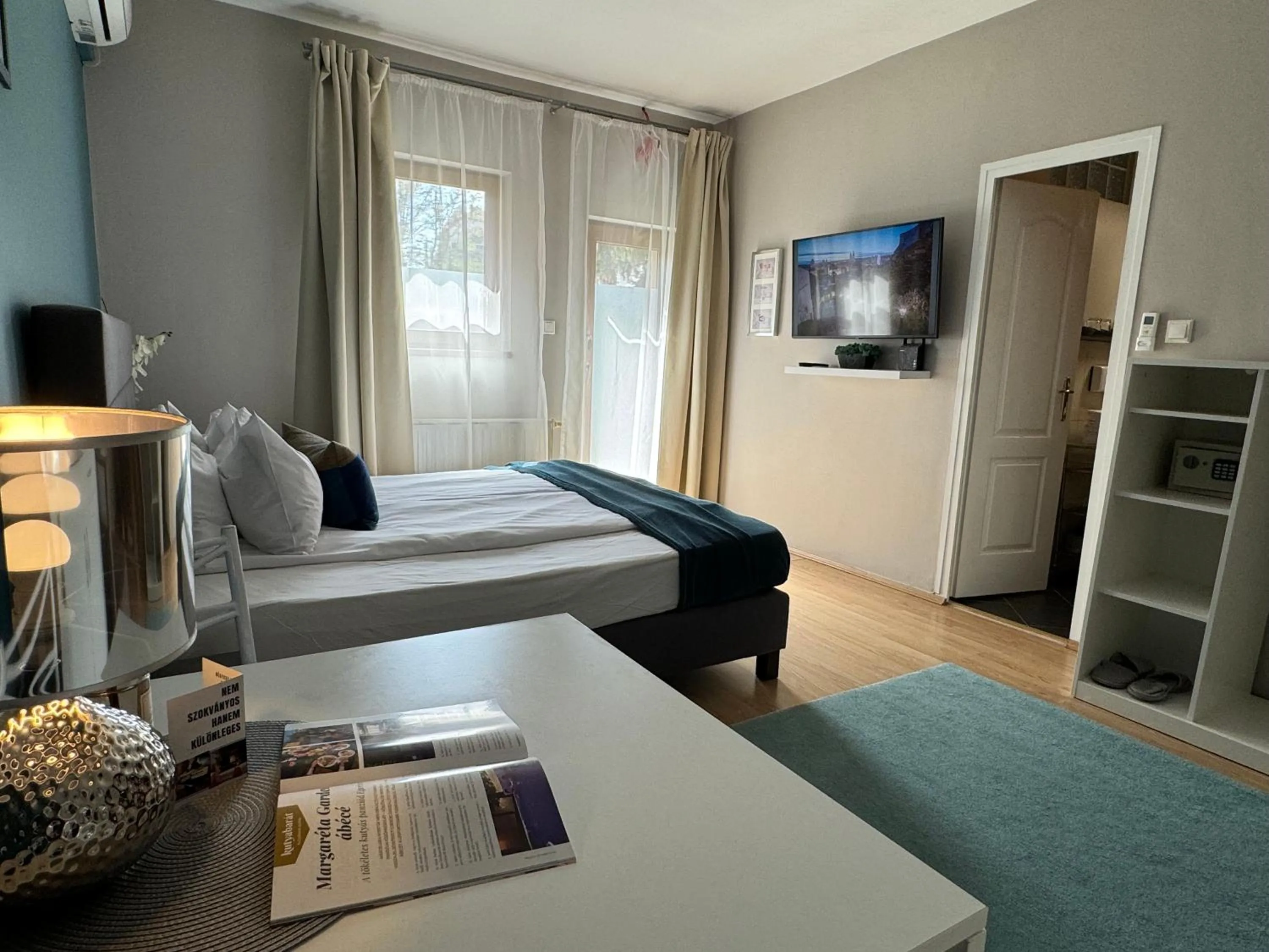 Photo of the whole room, Bed in Margaréta Garden & SPA