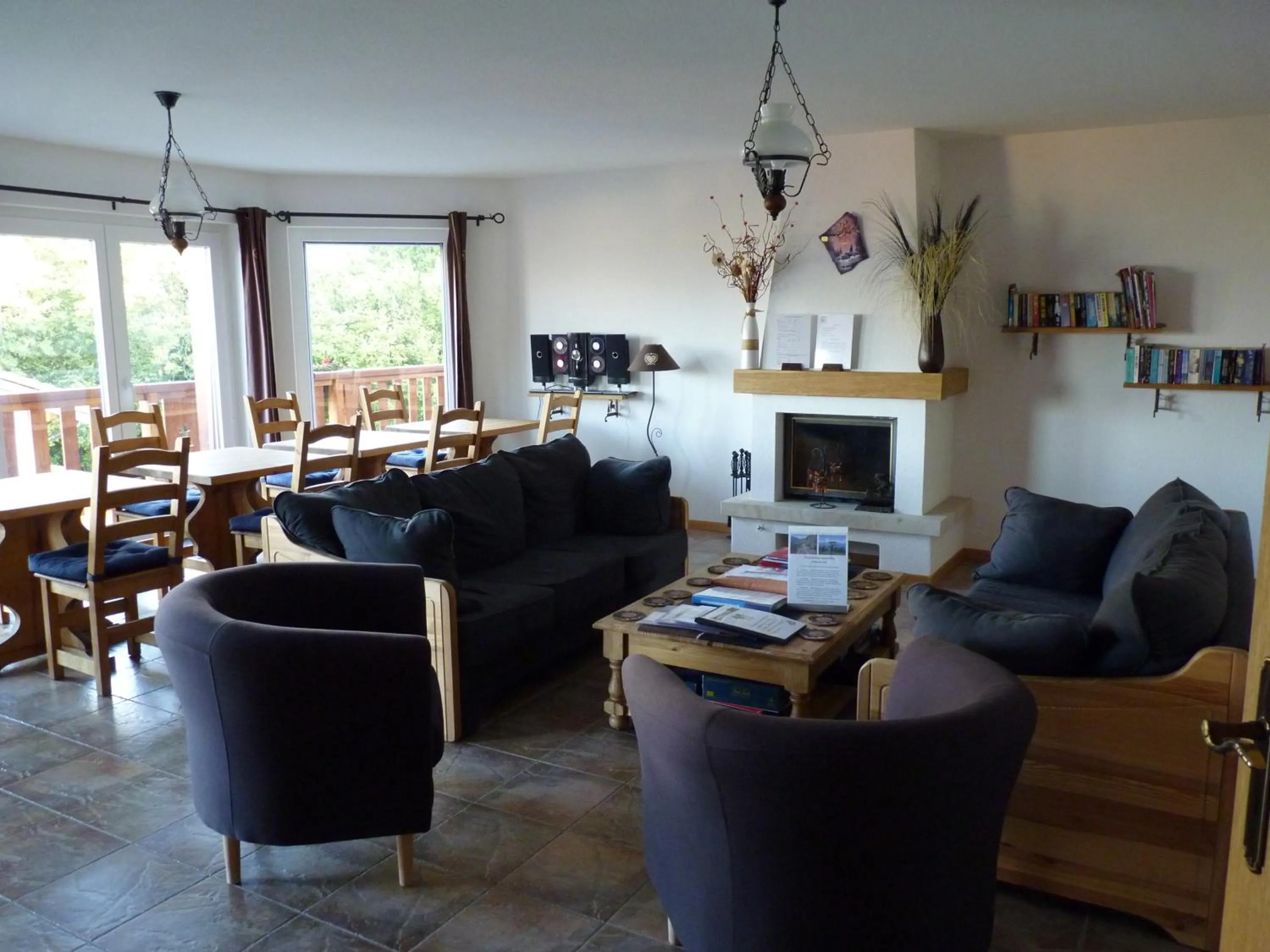 Lounge or bar in Chalet des Alpes