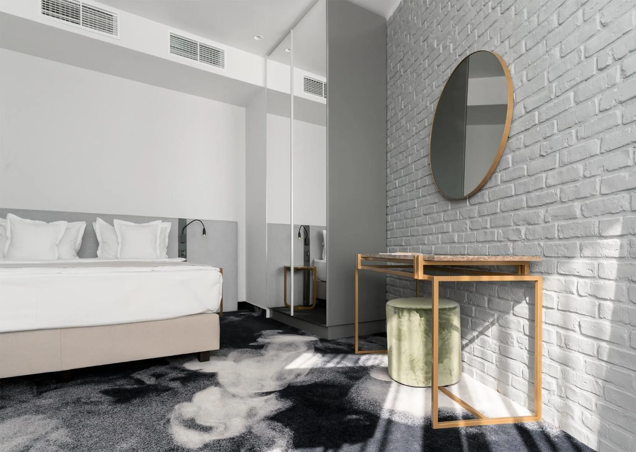 Photo of the whole room, Bed in Hotel River Park