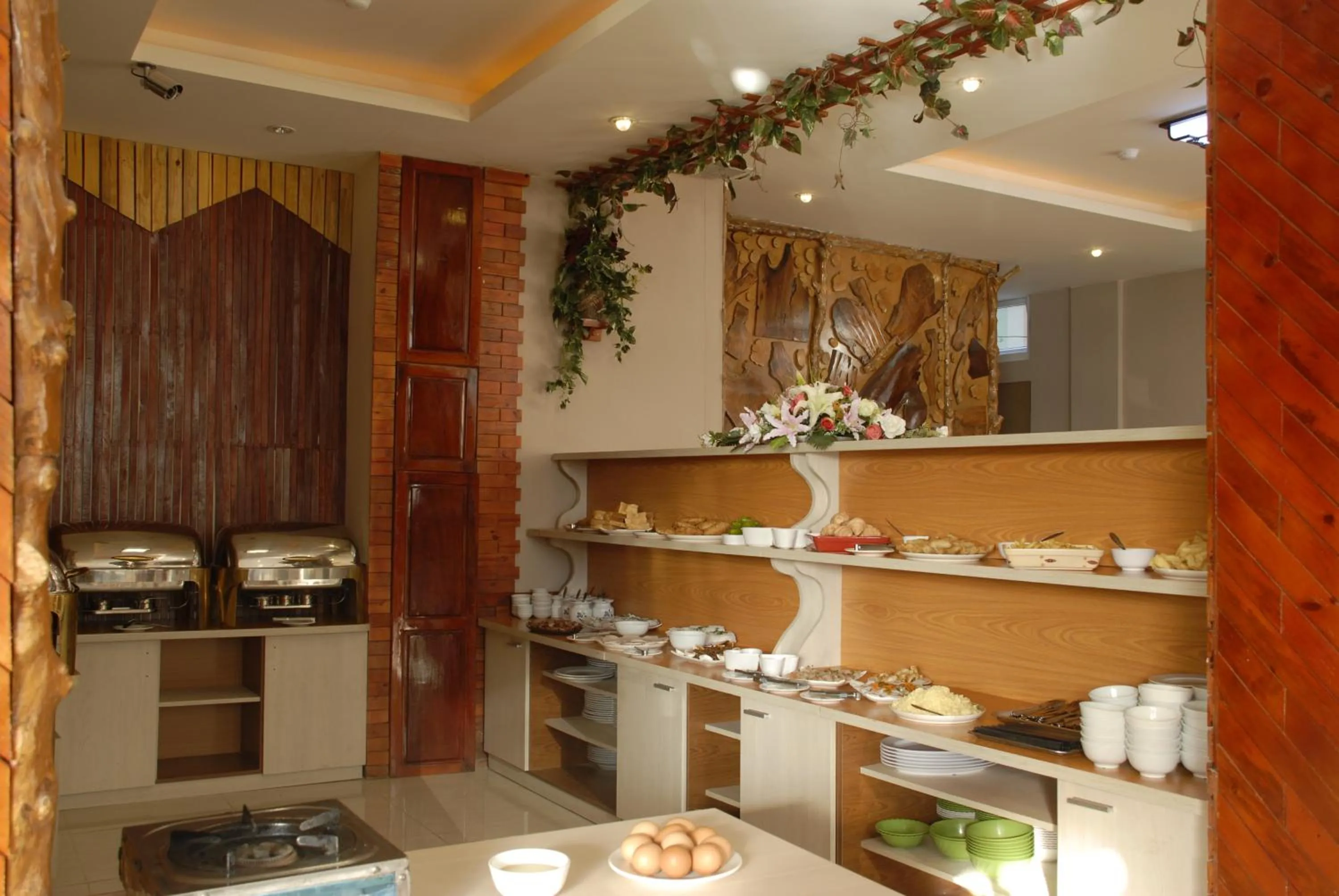 Buffet breakfast in Mountain Town Hotel