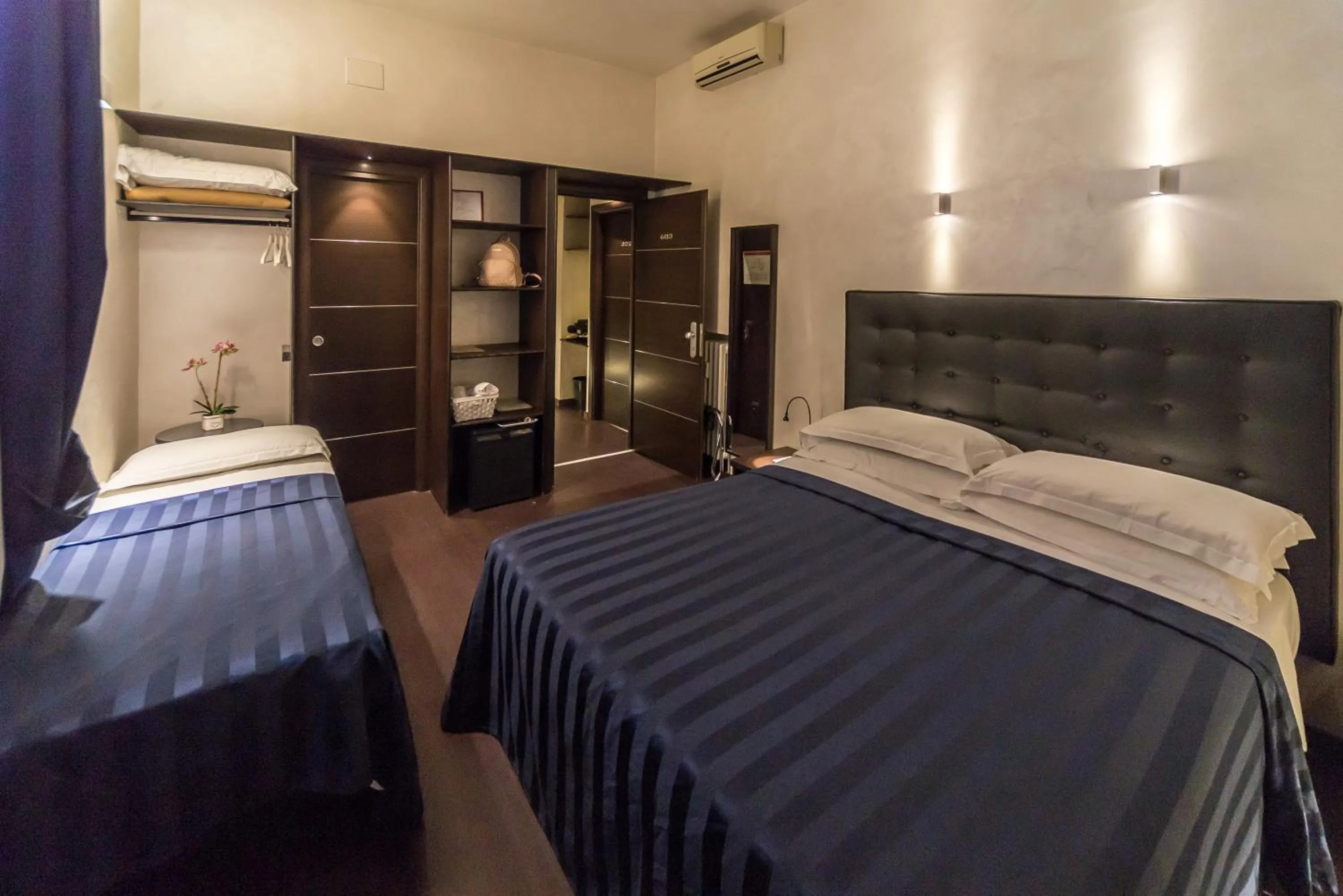 Bed in Residenza Dorò- 24x7 Check-in