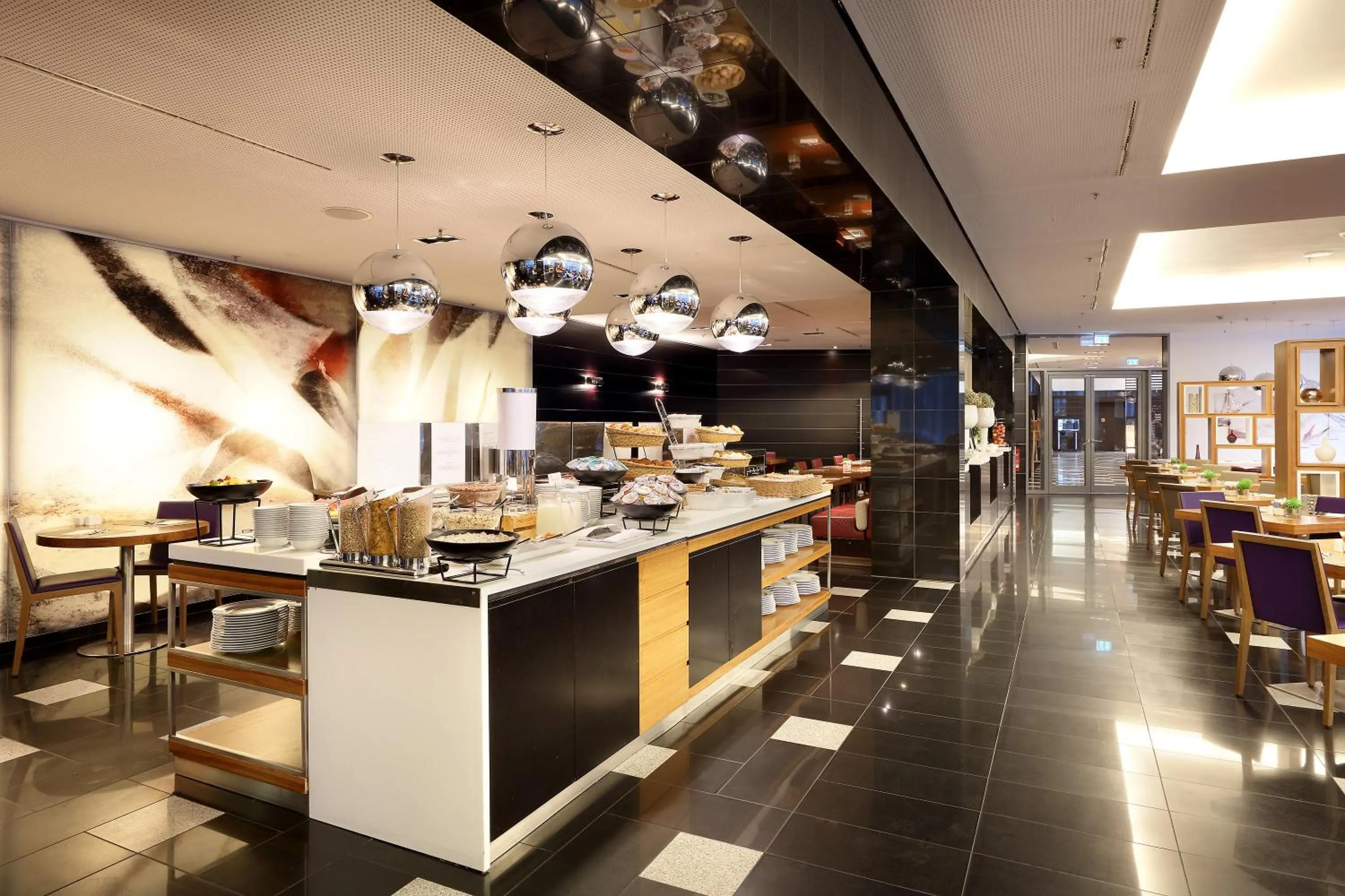 Lounge or bar in Eurostars Grand Central