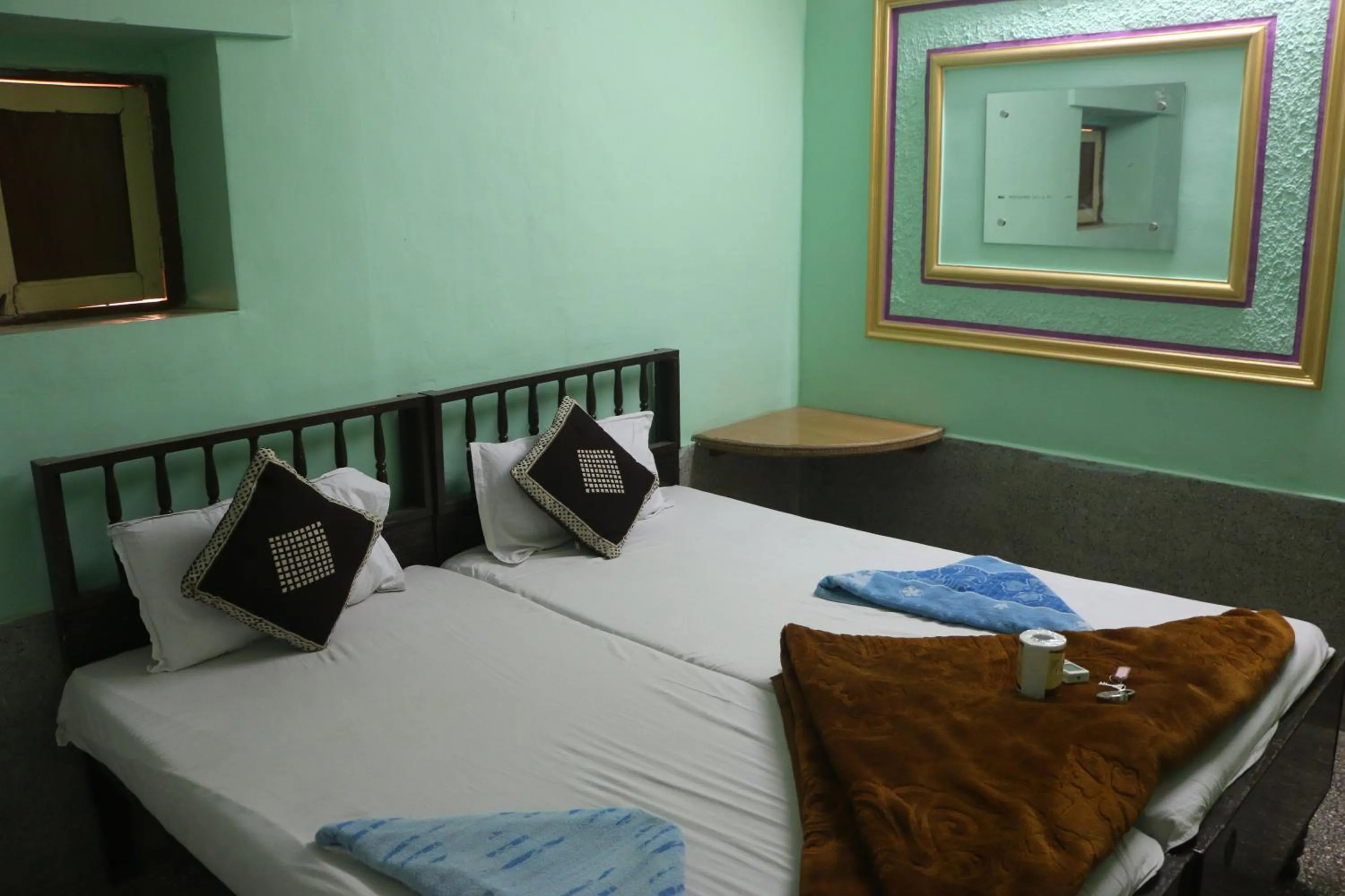 Bed in Ratan Hostel