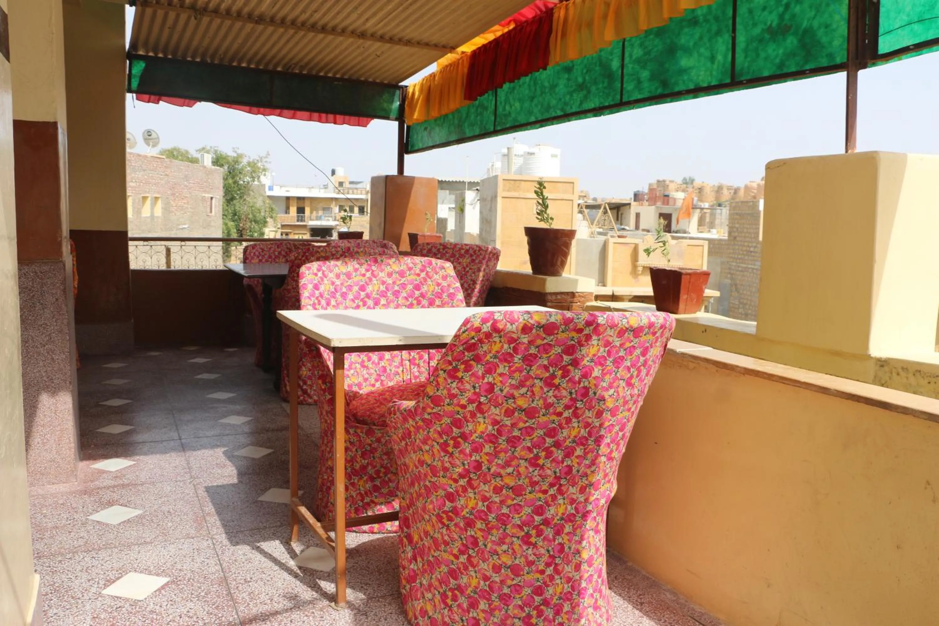 Ratan Hostel