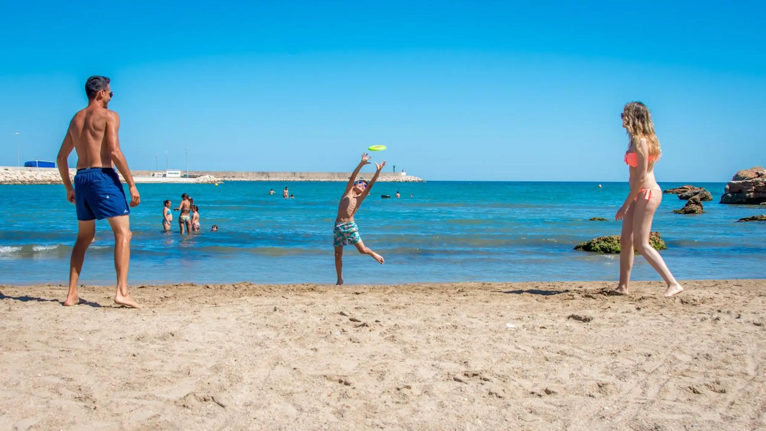 Beach in Hotel RH Vinaros Playa & Spa 4* Sup