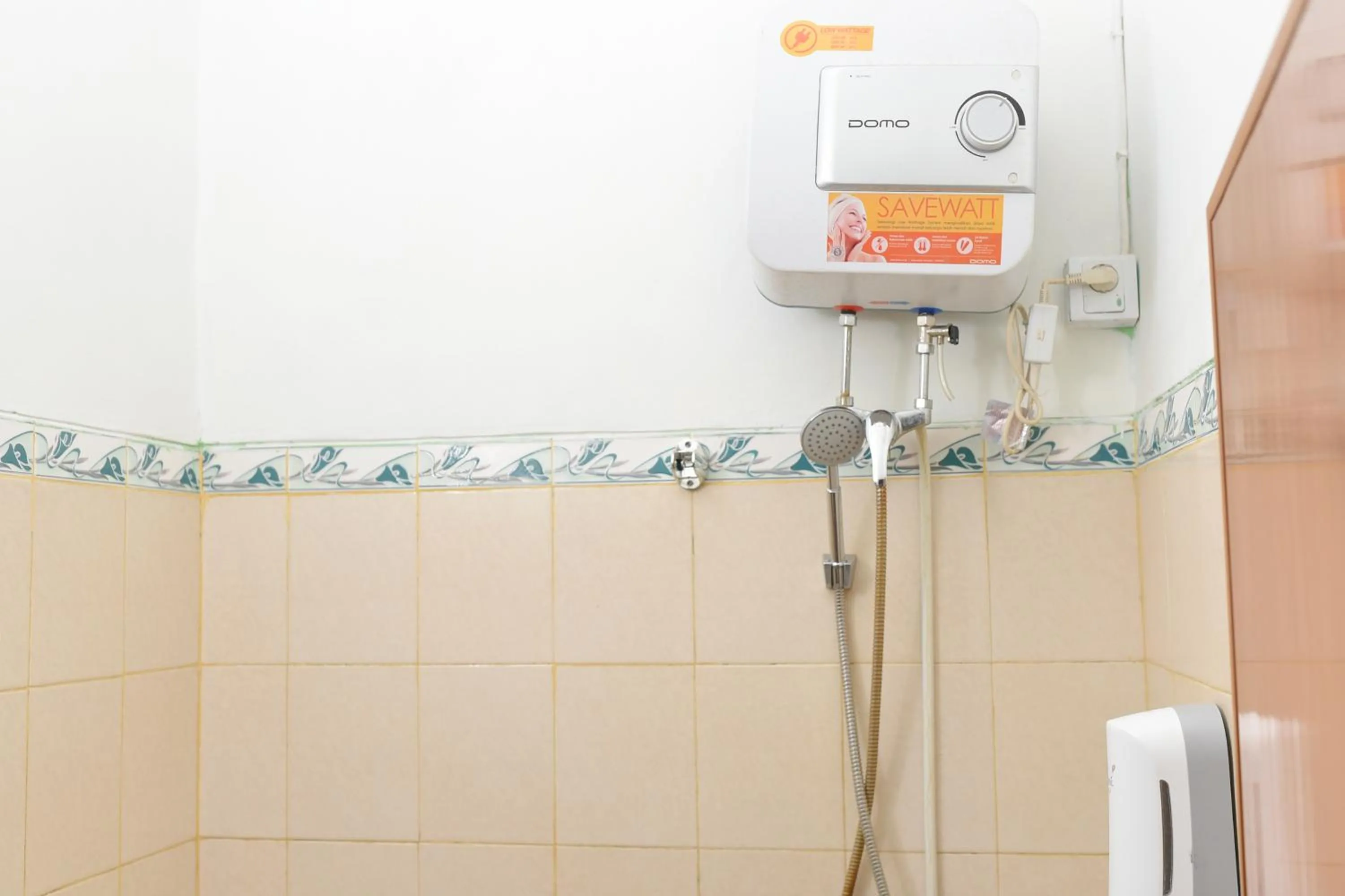 Bathroom in Al-Ghani Syariah Mitra RedDoorz