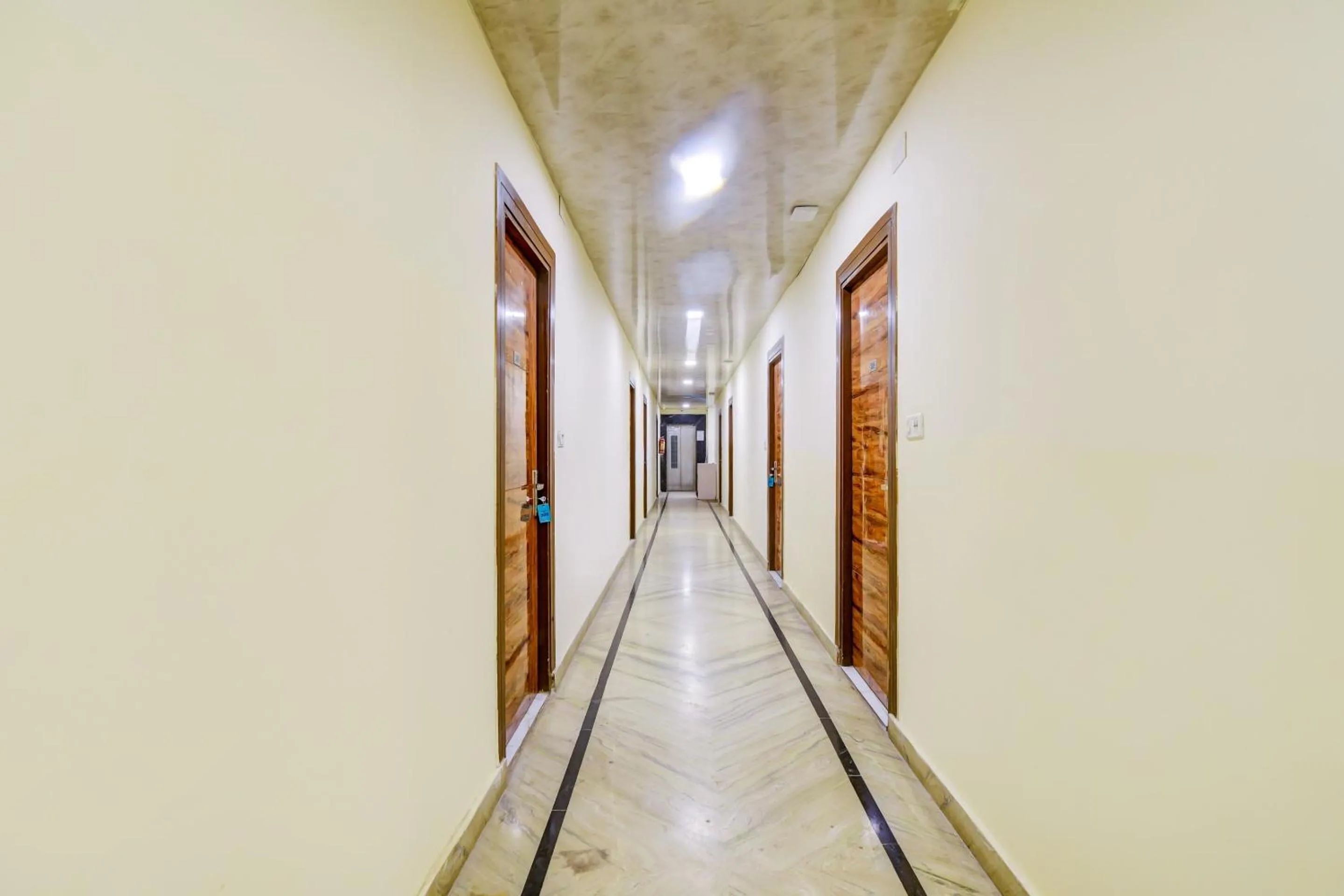 Lobby or reception in Hotel O Vishwakarma Palace